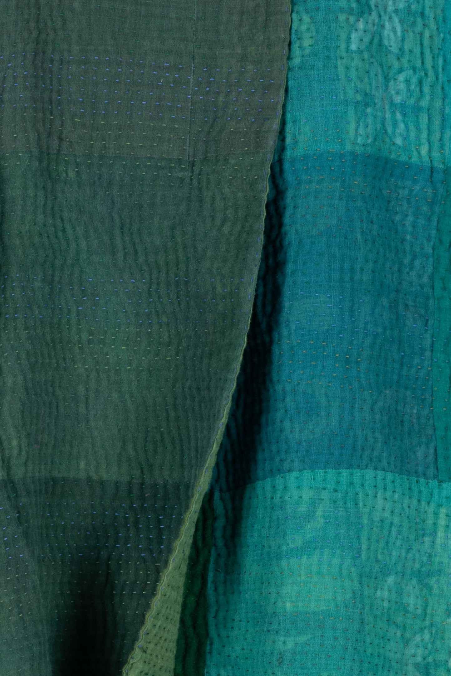 OMBRE PATCHED KANTHA V-NECK BOXY VEST - op4224-grn -