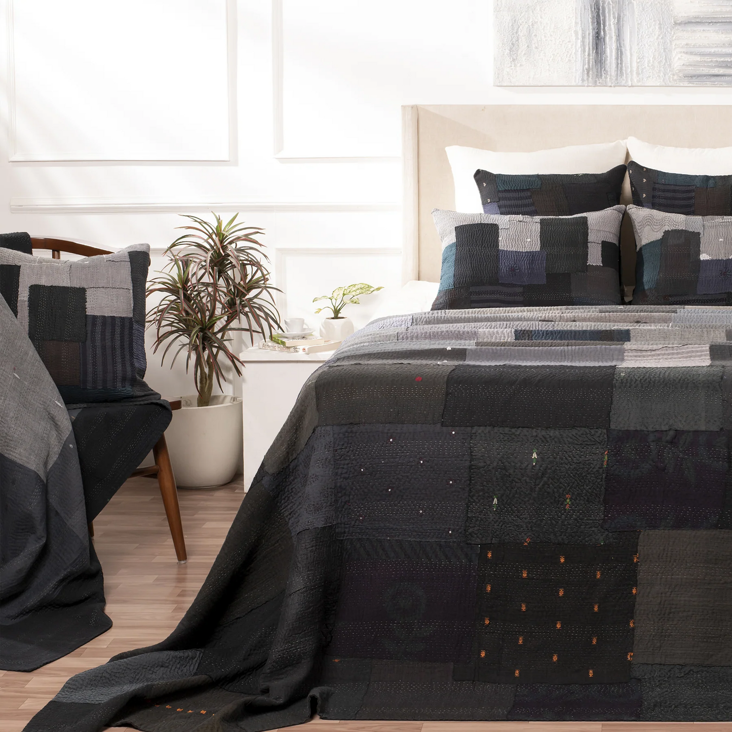 Landscape Handmade Vintage Kantha Bedcover -Black-