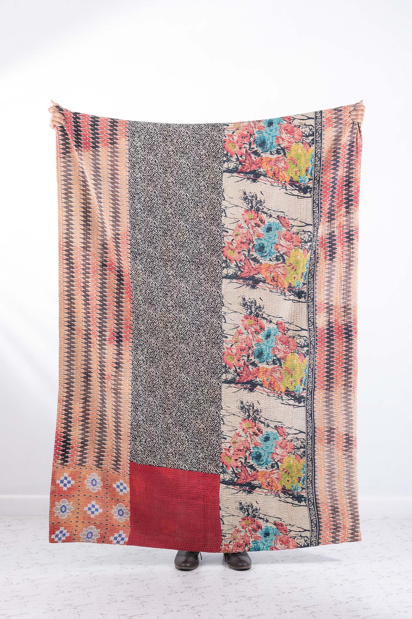 Vintage Cotton Kantha Bedcover -Multi -