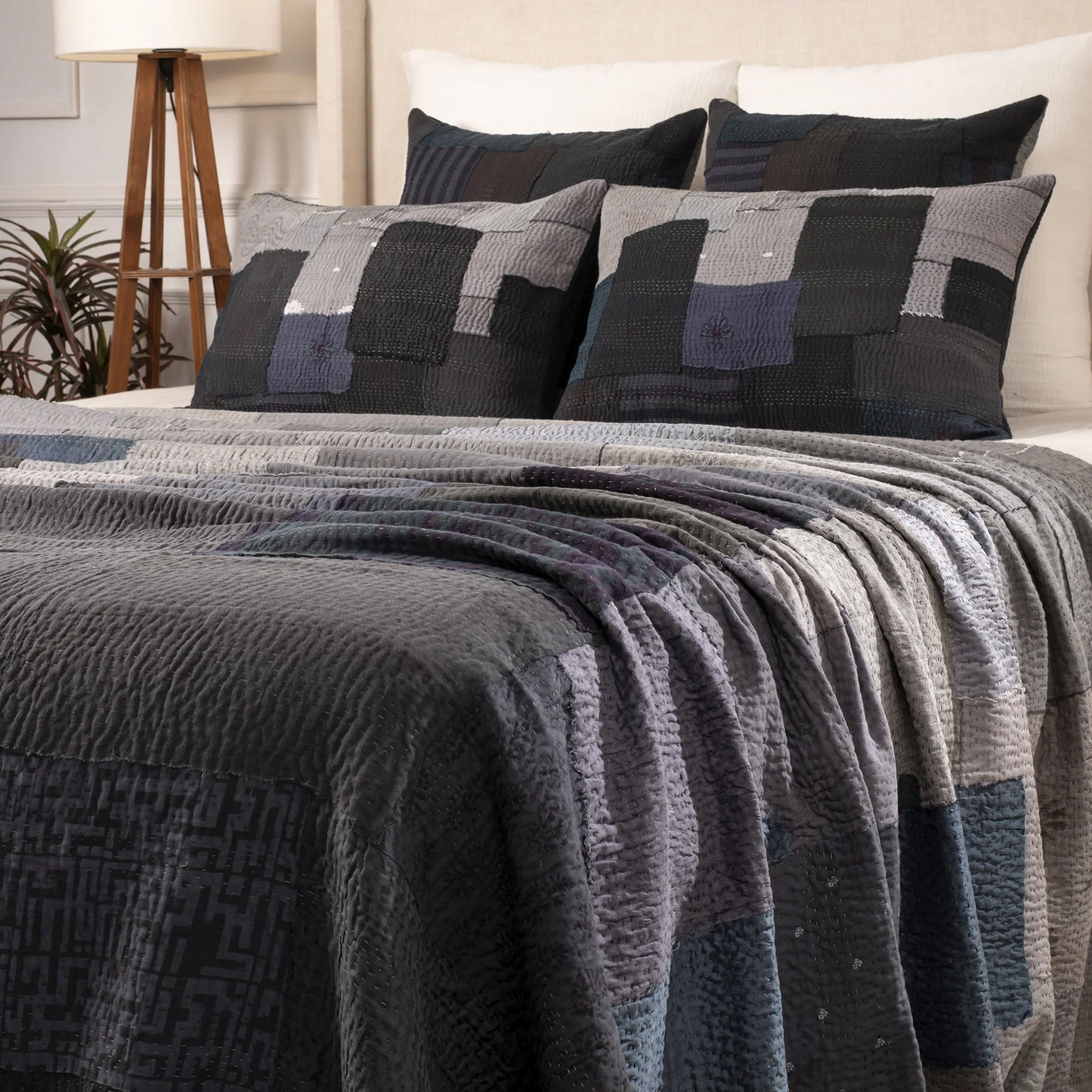 Landscape Handmade Vintage Kantha Bedcover -Black-
