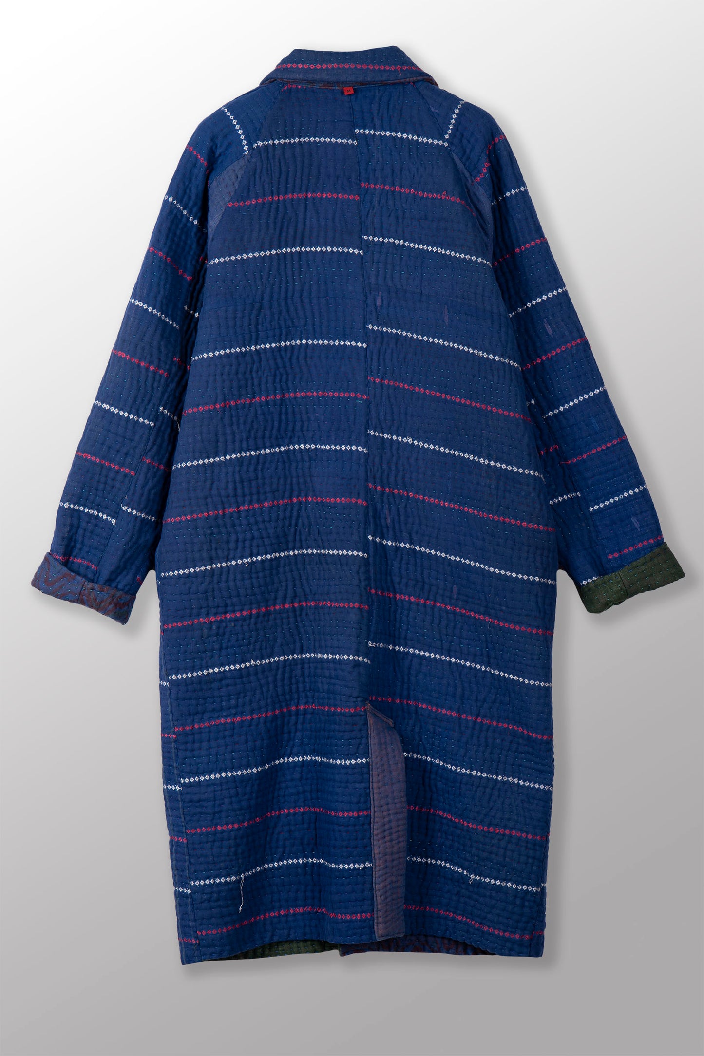 QUILTED OVERDYE COTTON KANTHA RAGLAN SLEEVE COAT - oq5337-cblu001m -