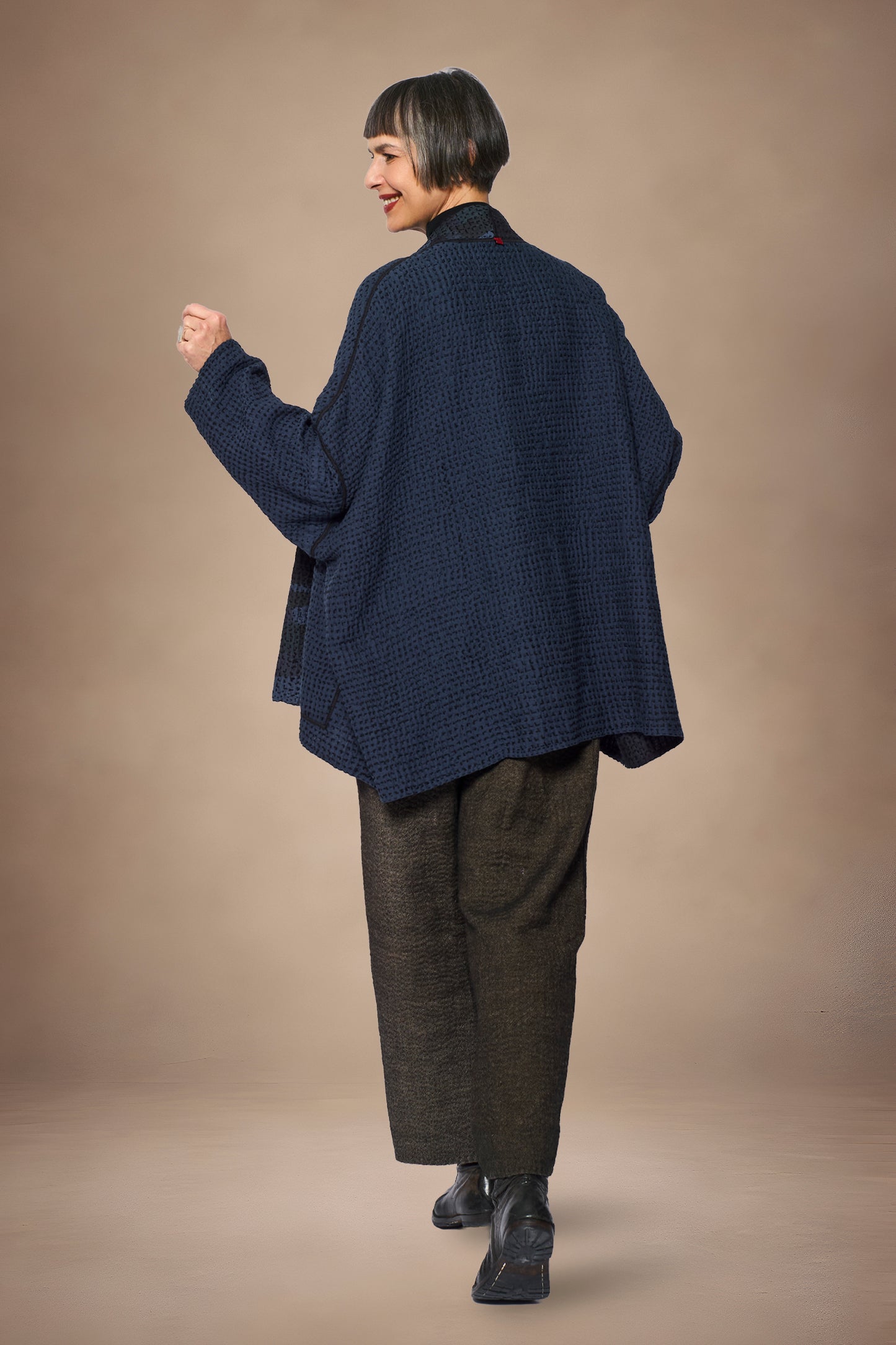 ABSTRACT WAFFLE KANTHA KIMONO WRAP SHORT - bw3358-nvy -