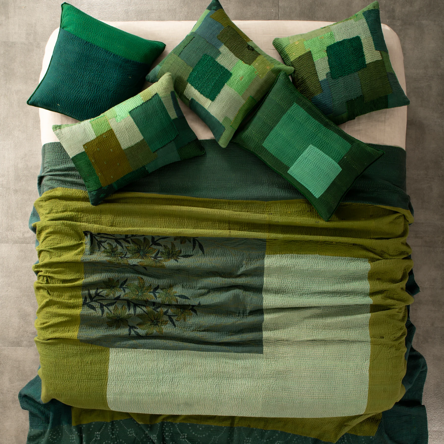 Landscape Handmade Vintage Kantha Bedcover -Green -