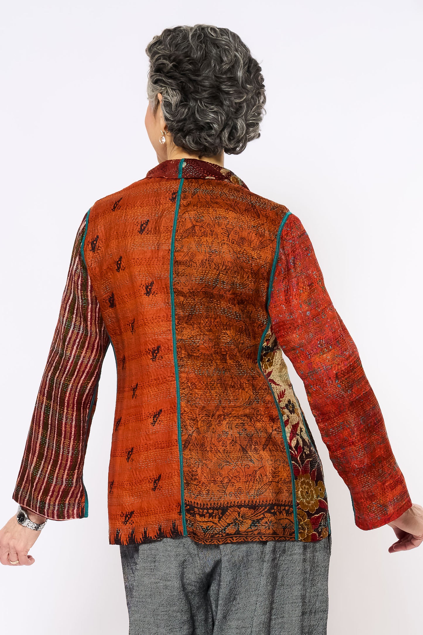 VINTAGE SILK KANTHA SHORT JKT - sv2007-0070m -