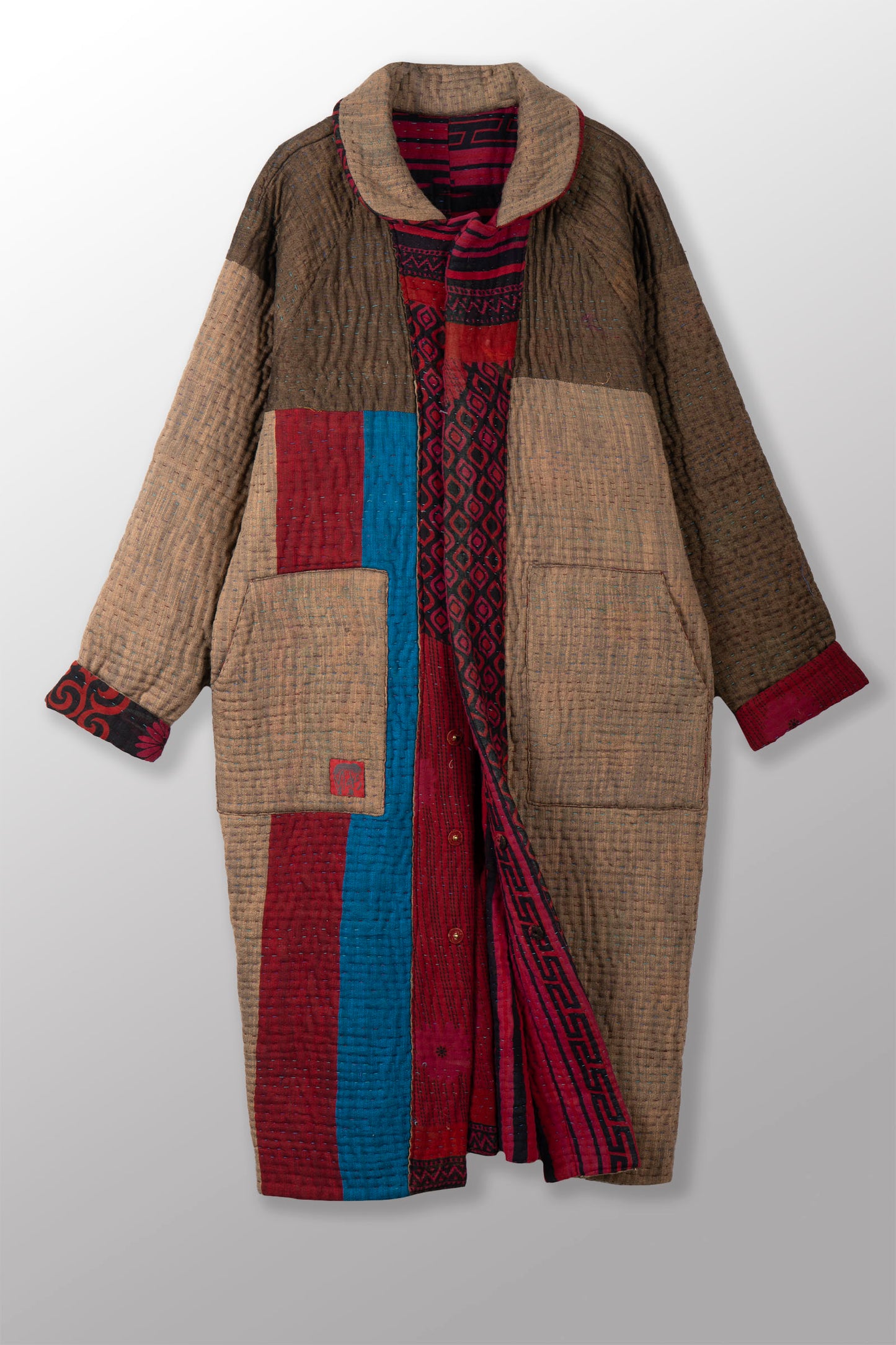 QUILTED OVERDYE COTTON KANTHA RAGLAN SLEEVE COAT - oq5337-cred003m -