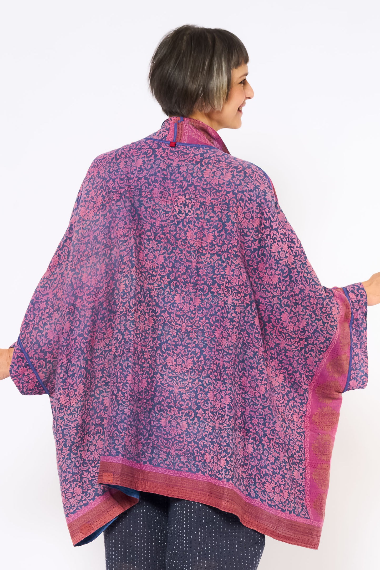 VINTAGE COTTON KANTHA DOUBLE COLLAR PONCHO - cv2323-0008a -
