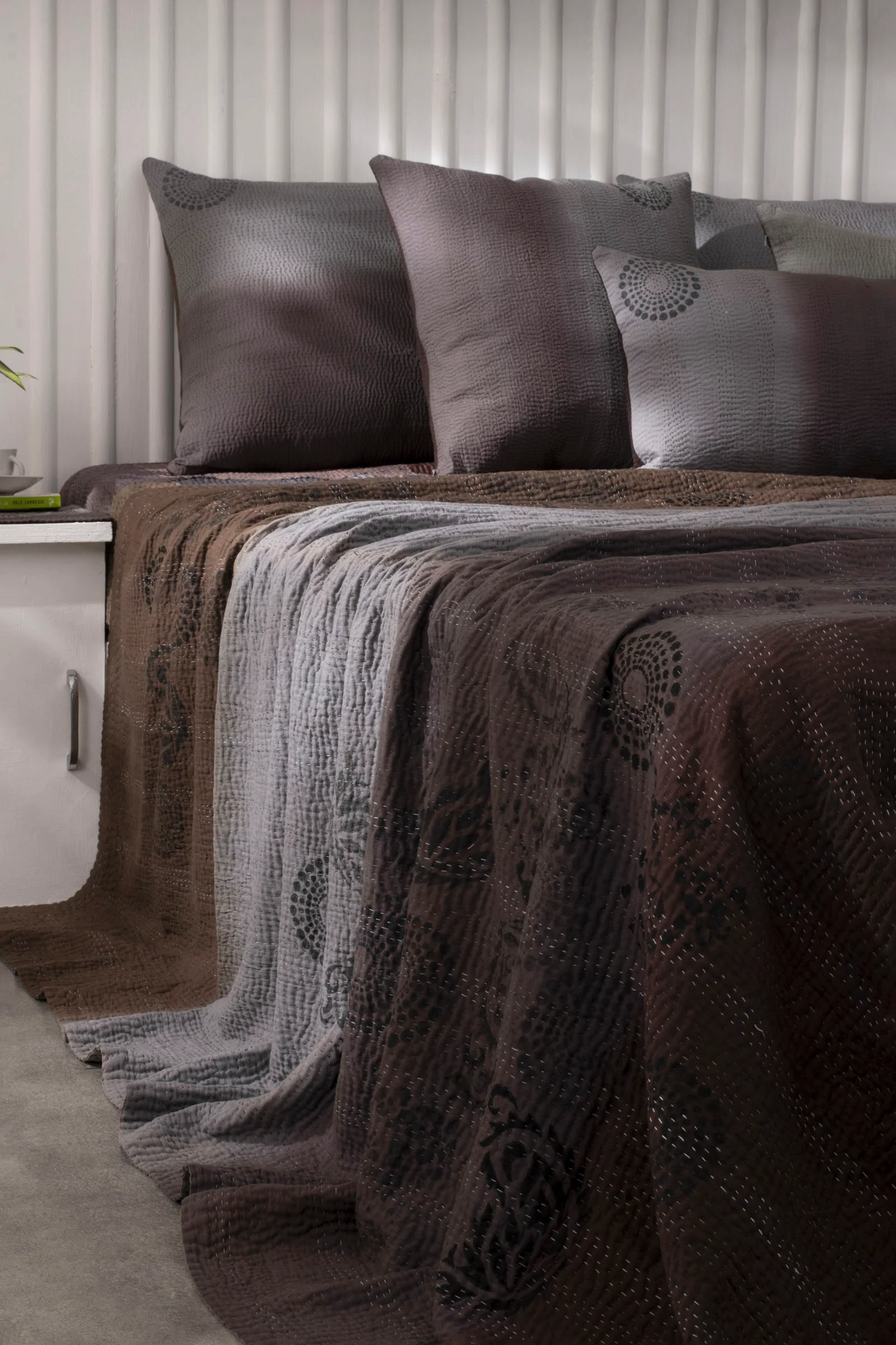 Vintage Fray Patch & Ombre Kantha Bedcover -Chocolate -