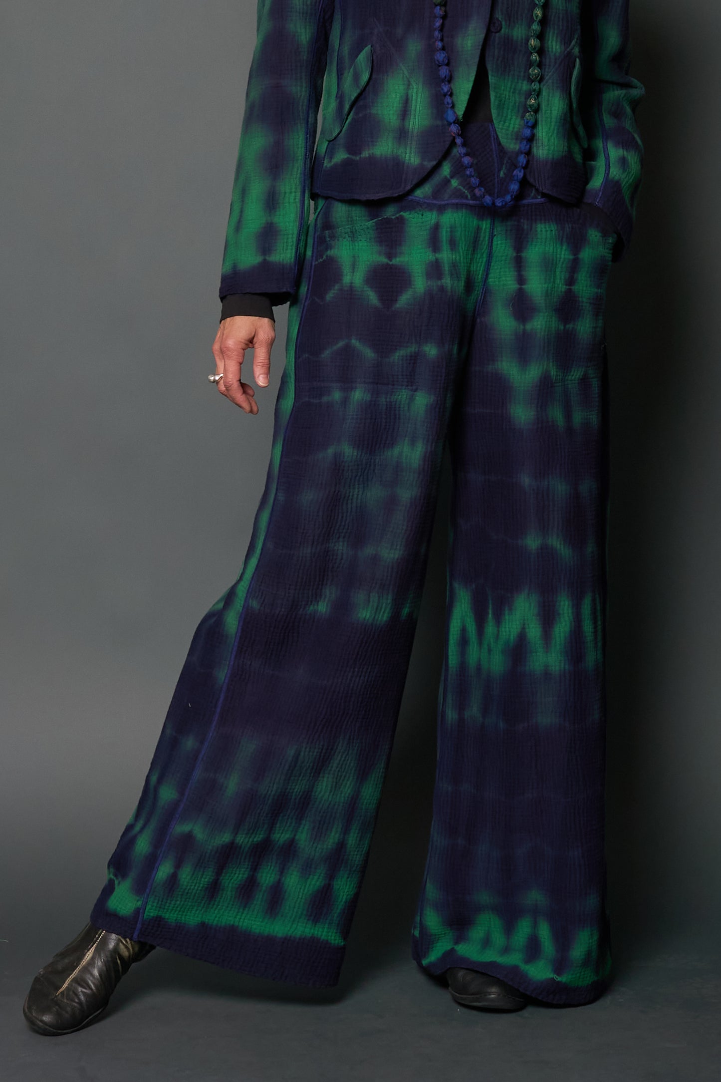 MONE SHIBORI TIE DYE KANTHA MID RISE WIDE LEG PANTS LONG - ms4673-grn -