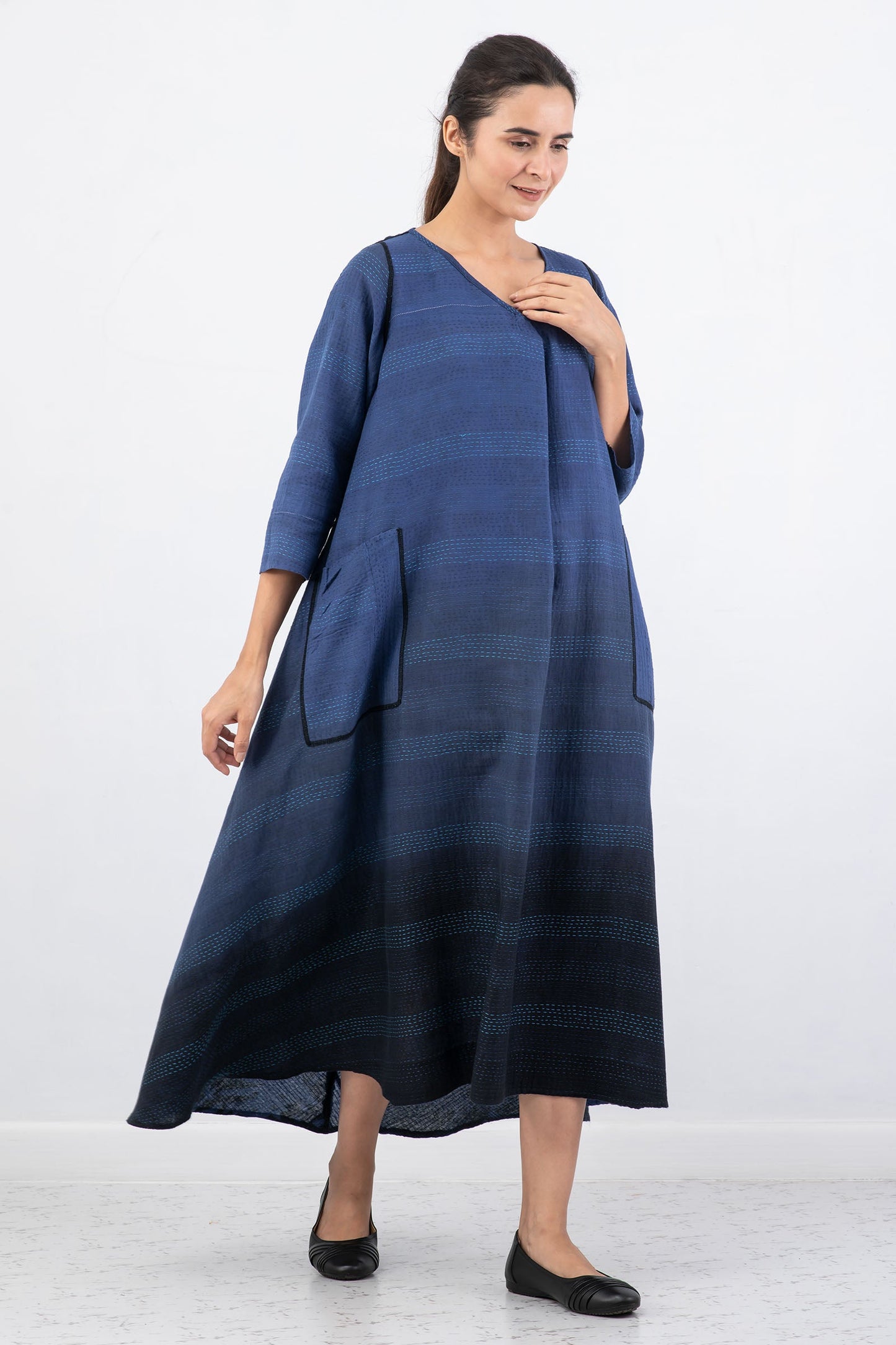MONOTONE TWILIGHT PRINT KANTHA V-NECK MAXI WITH SLEEVES - tp2441-nvy -