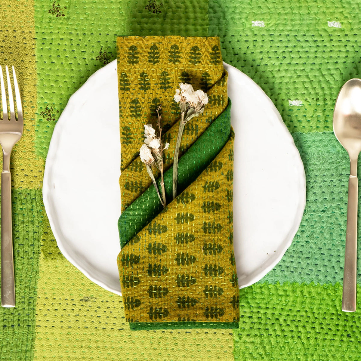 Mosaic Fray Handmade Vintage Kantha Napkin -Lime Green (Set of 2)