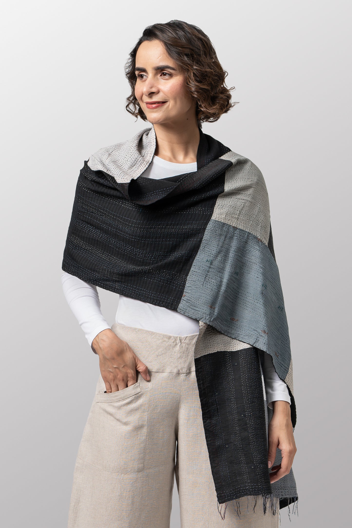 COTTON SILK SW PATCH OMBRE KANTHA SCARF STANDARD - wo2801-blk -