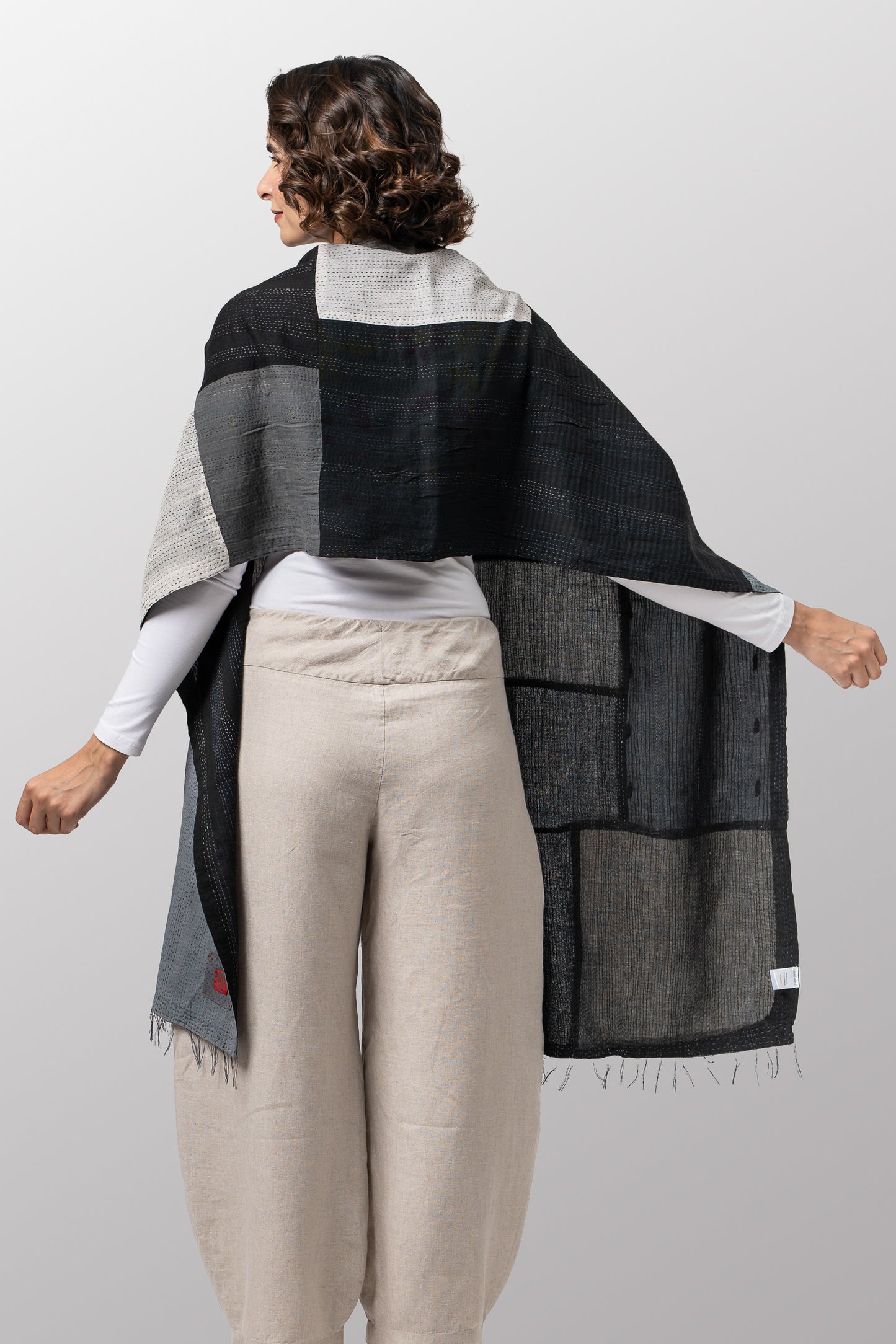 COTTON SILK SW PATCH OMBRE KANTHA SCARF STANDARD - wo2801-blk -