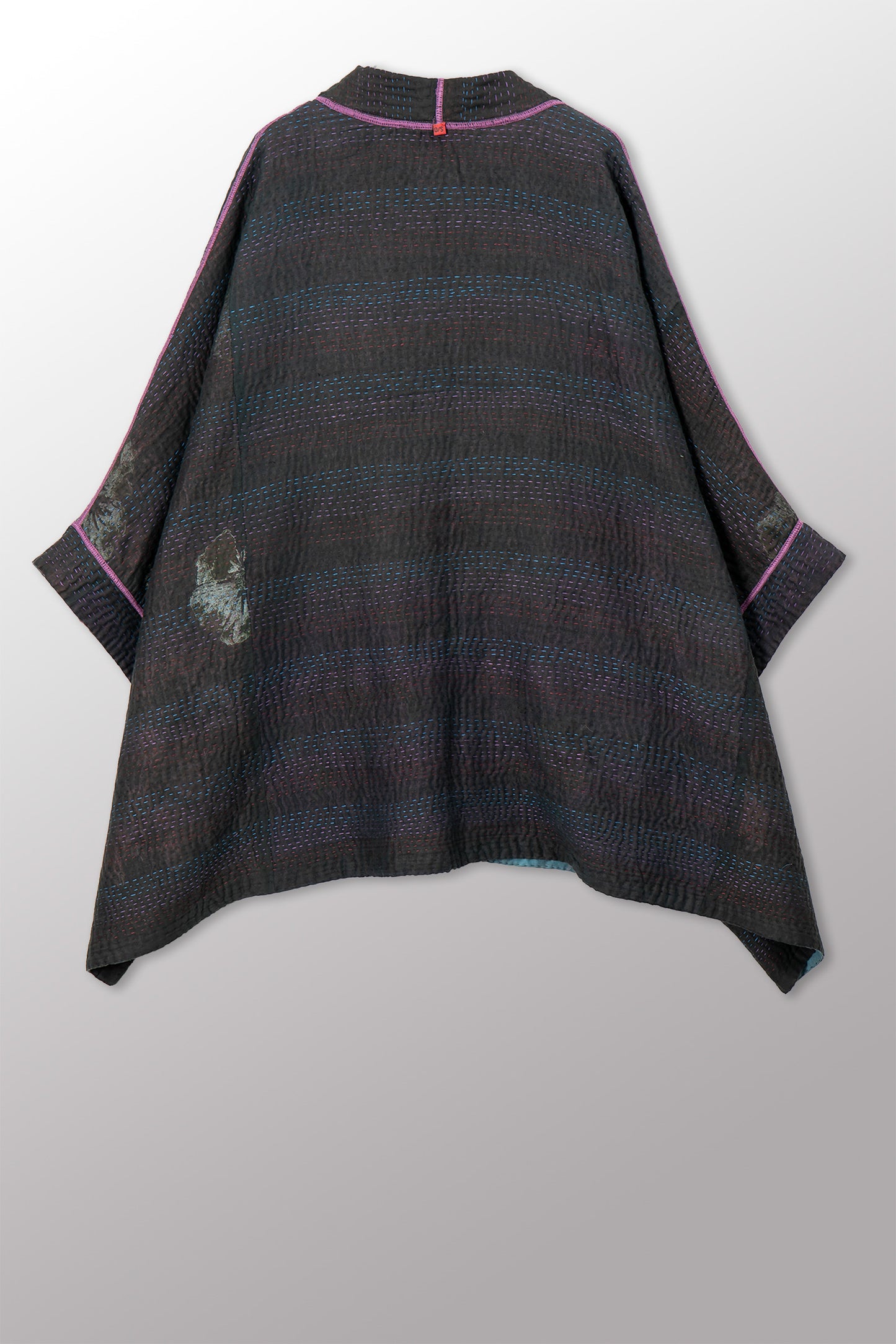 VINTAGE COTTON GREY CLAMP TIE DYE KANTHA DOUBLE COLLAR PONCHO - su4323-0003a -