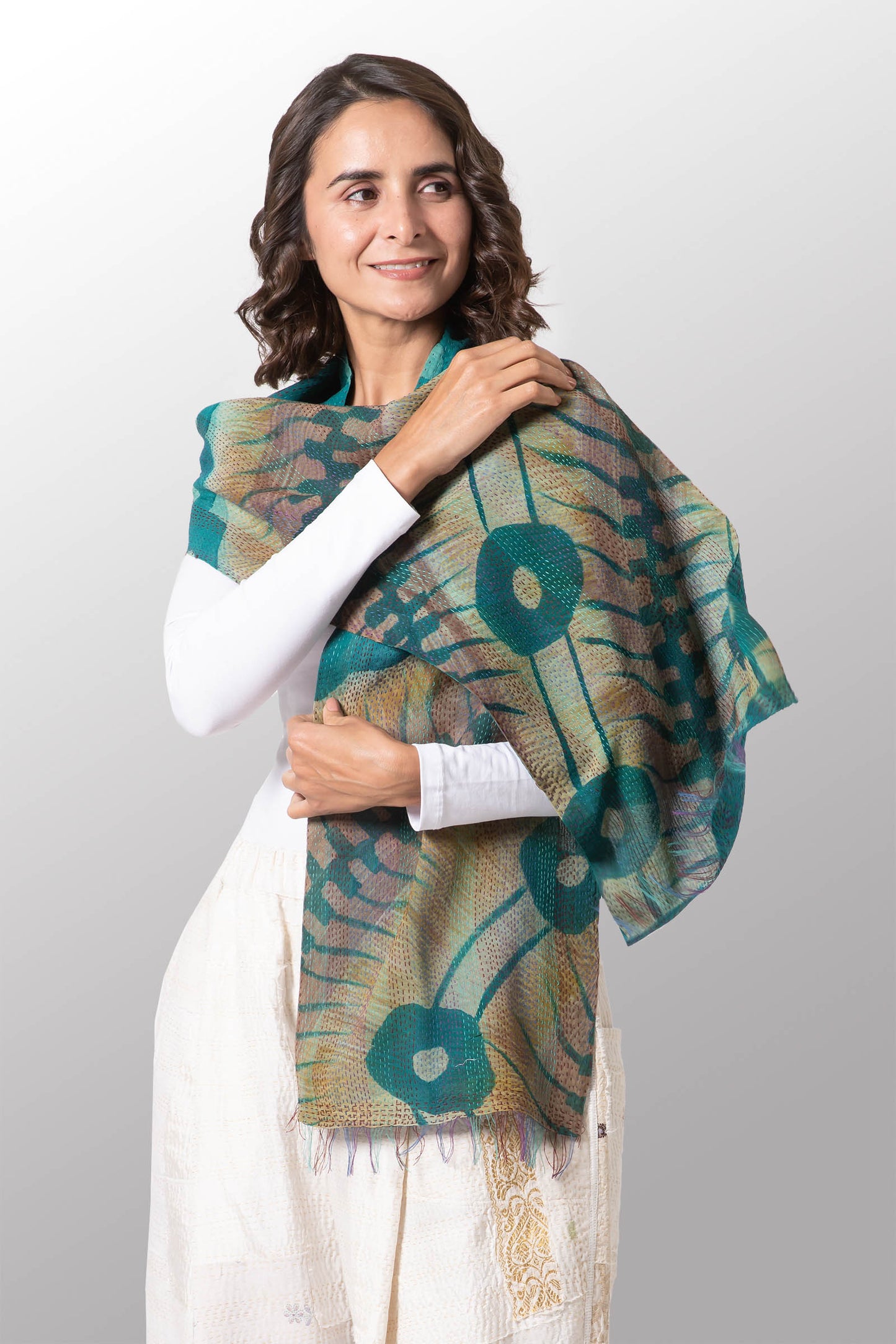 GEORGETTE VINTAGE SILK PATCH KANTHA SCARF SHORT - gs2805-tel -