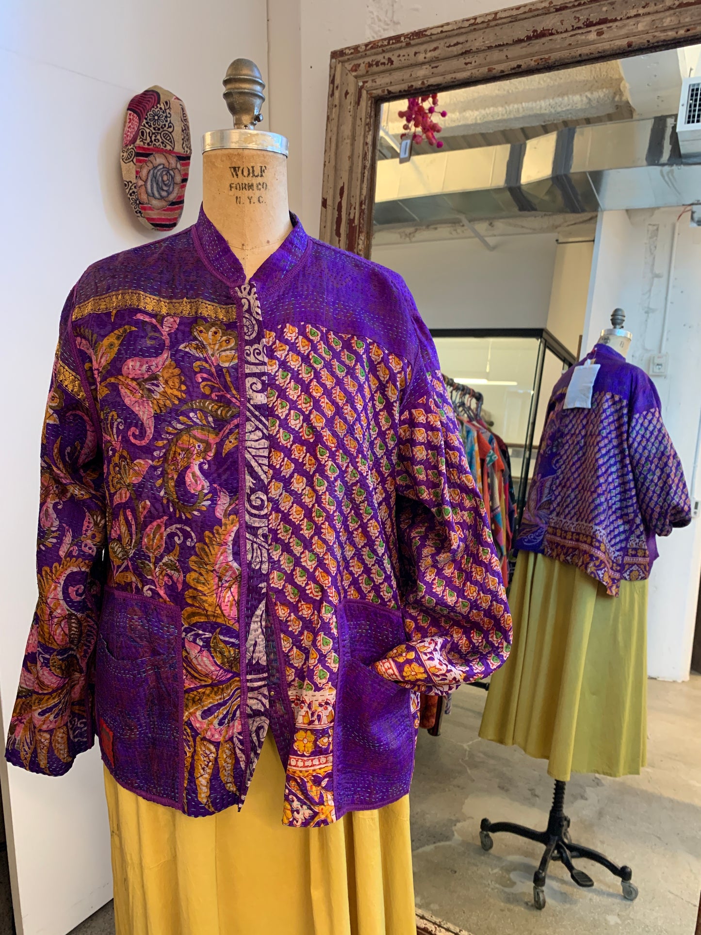 VINTAGE SILK KANTHA KAFTAN JACKET SHORT - sv2088-0001s -