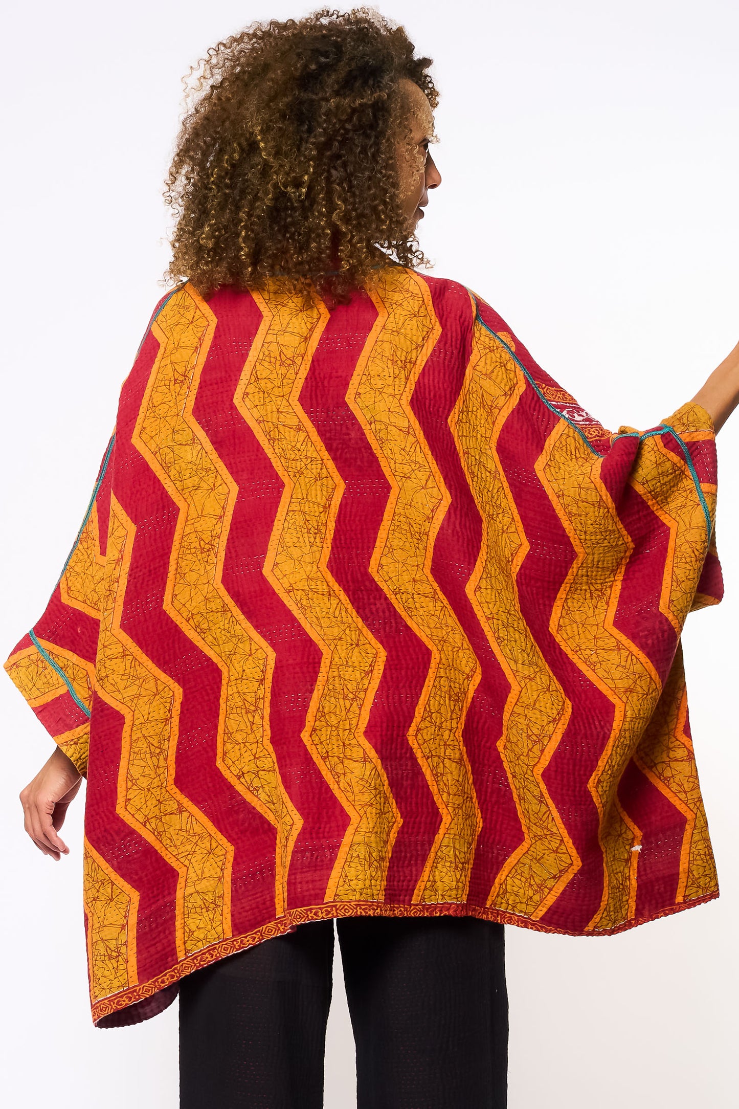 VINTAGE COTTON KANTHA DOUBLE COLLAR PONCHO - cv4323-0056a -