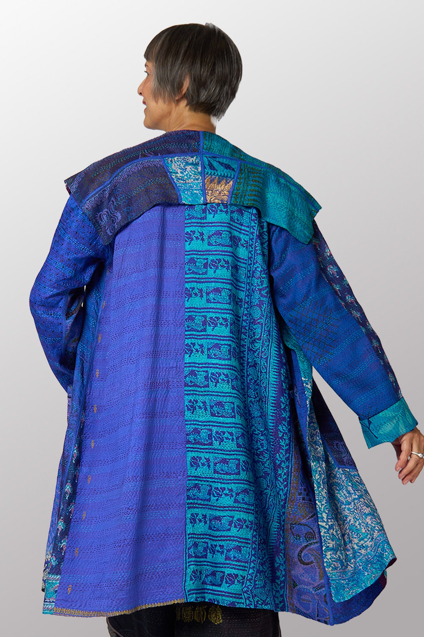 VINTAGE SILK KANTHA POCKET MEDIUM COAT - sv2316-0002a -