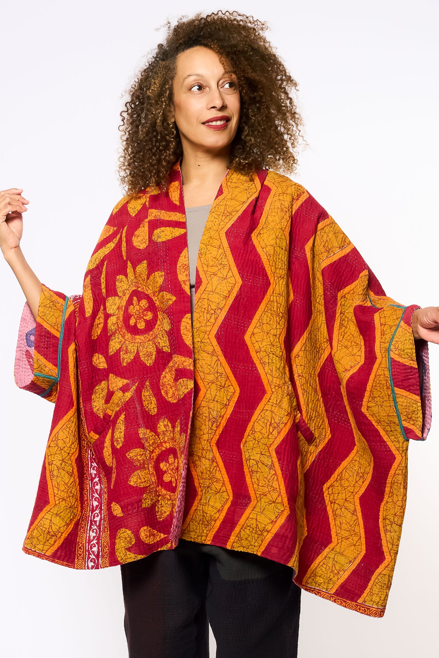 VINTAGE COTTON KANTHA DOUBLE COLLAR PONCHO - cv4323-0056a -
