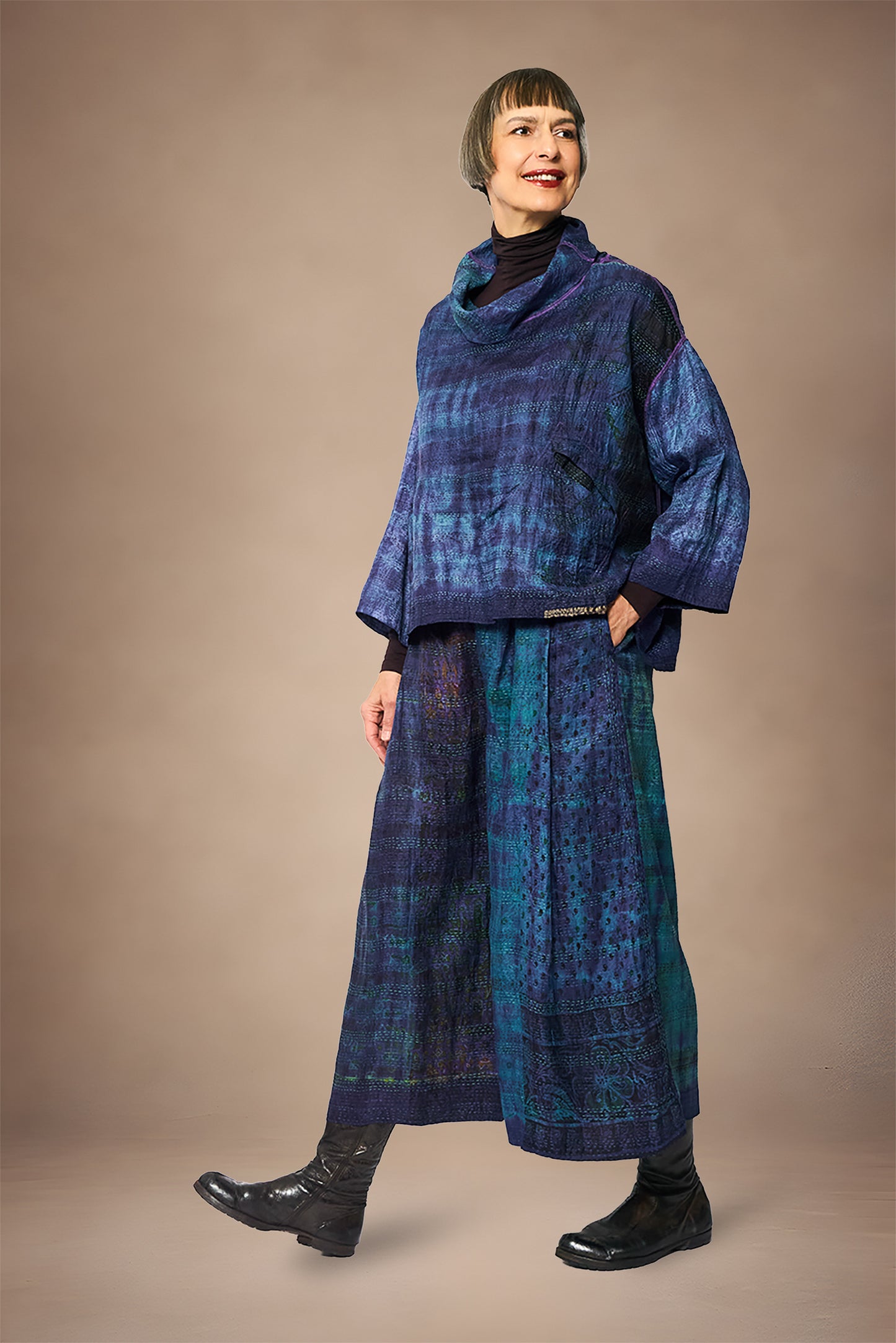 TIE DYE VINTAGE SILK KANTHA COWL PULLOVER - st-sv2547-nvy -