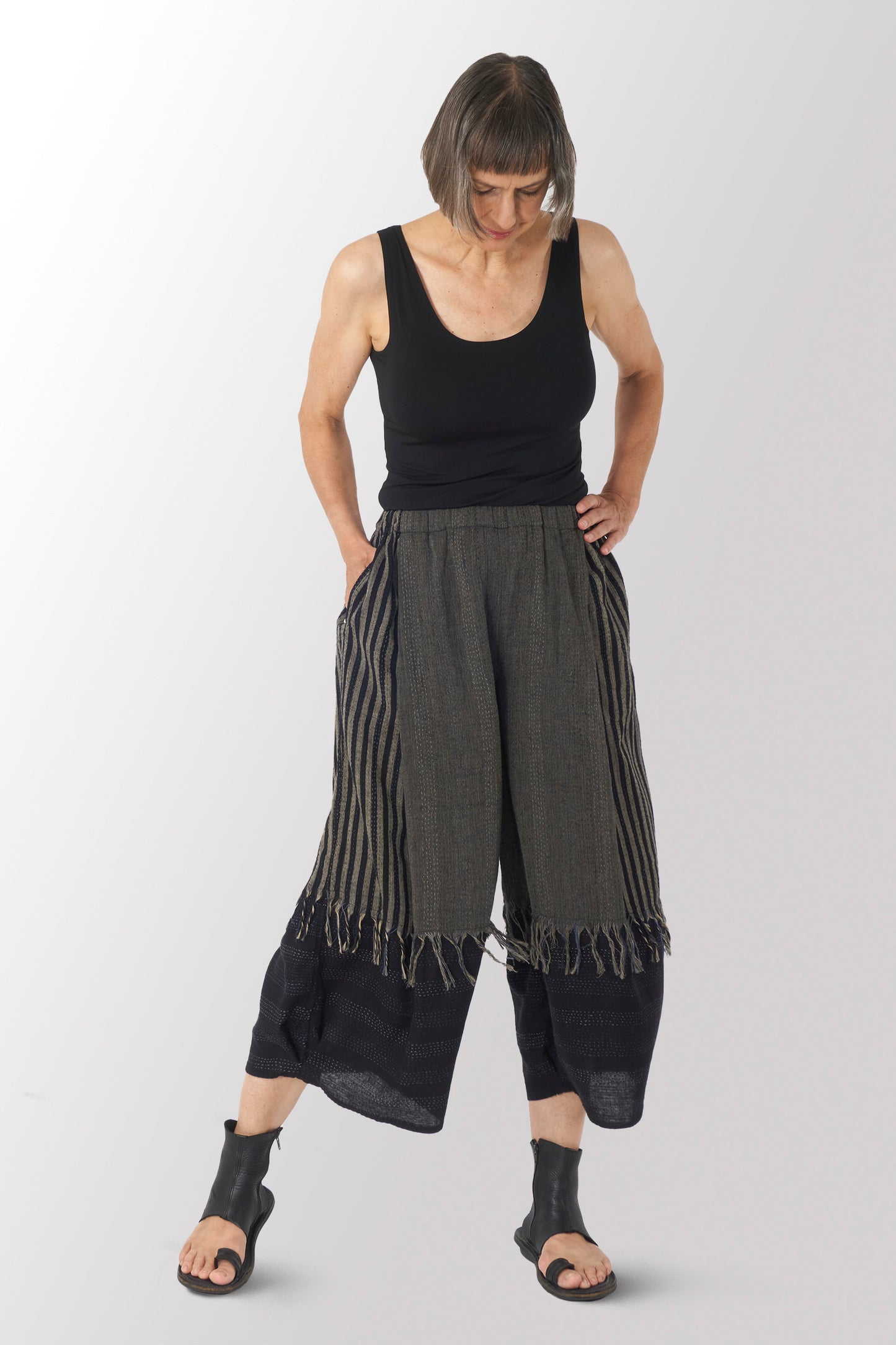 WOVEN HANDLOOM COTTON KANTHA WIDE LEG LANTERN PANTS - wc2646-blk -