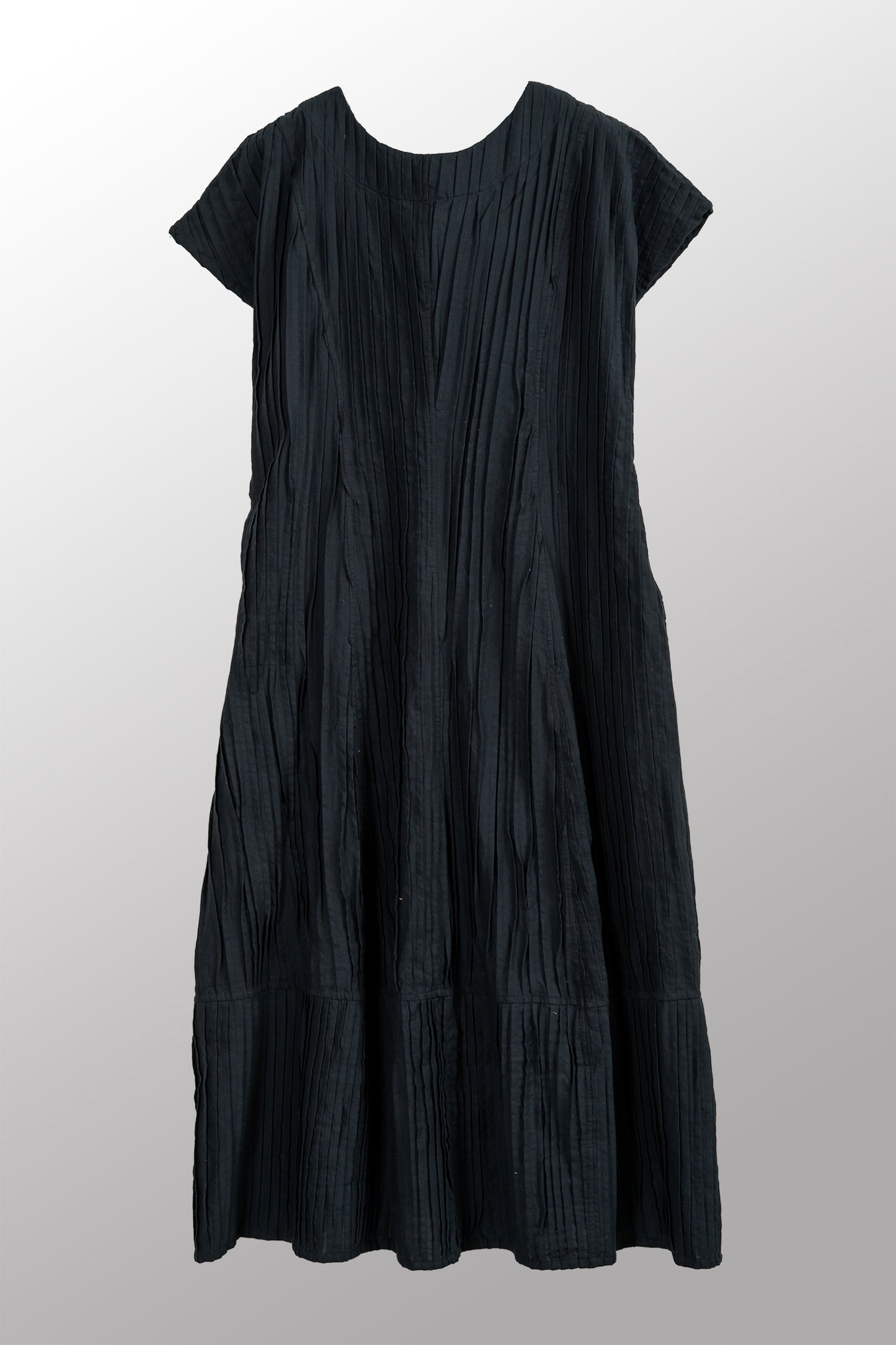 RIPPLE TUCK SOLID V-NECK SHAPED MIDI DRESS - trs1465-blk -