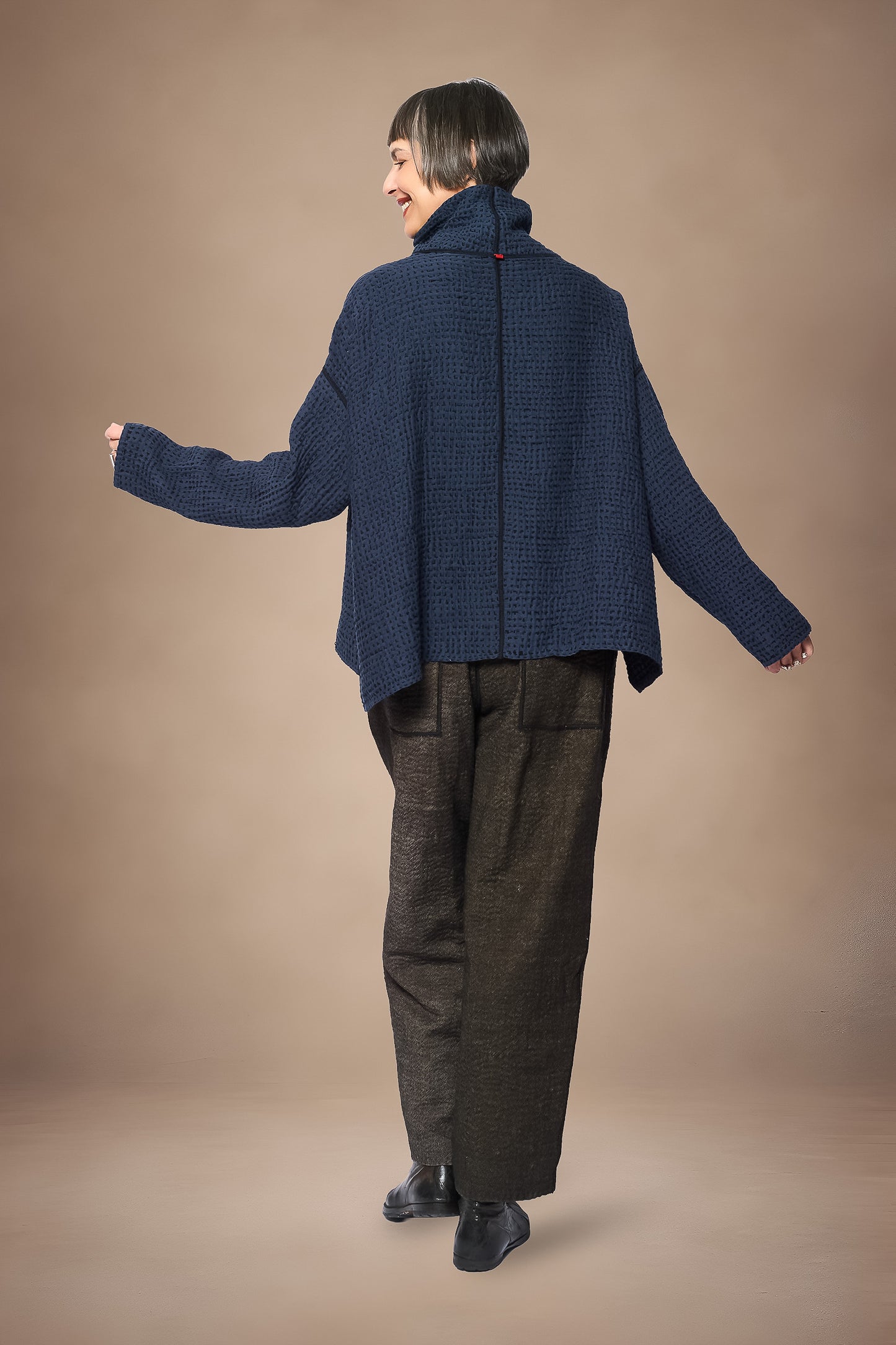 ABSTRACT WAFFLE KANTHA FUNNEL NECK PULLOVER - bw3t106-nvy -