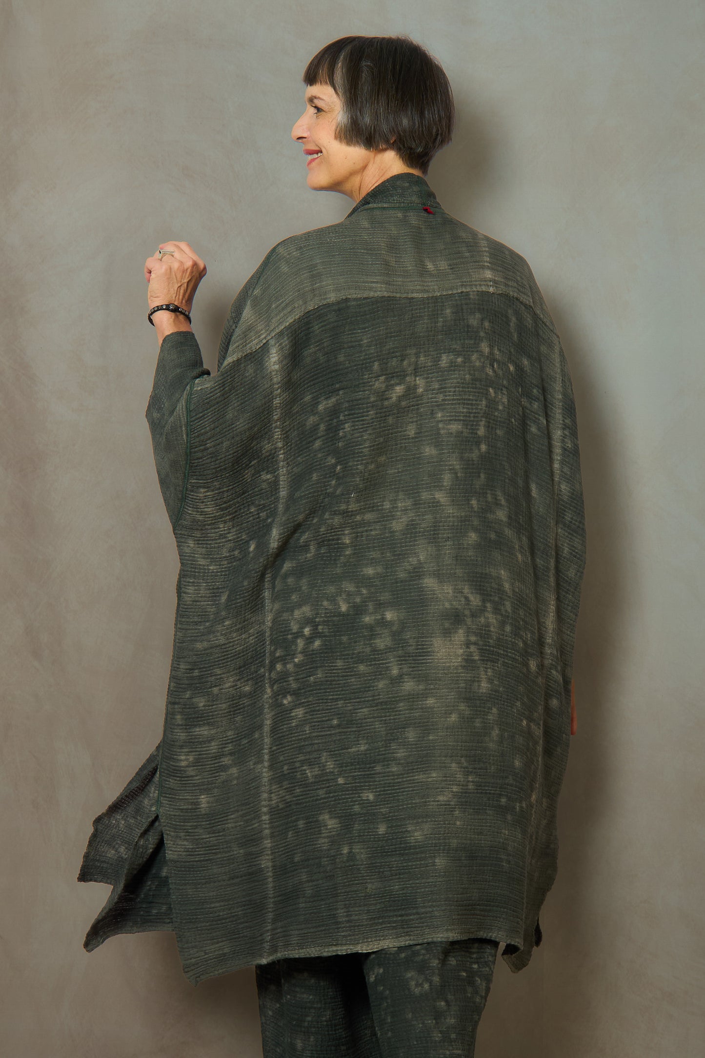 SAND SUN DYE RIPPLE KANTHA KIMONO WRAP LONG - rs2357-grn -