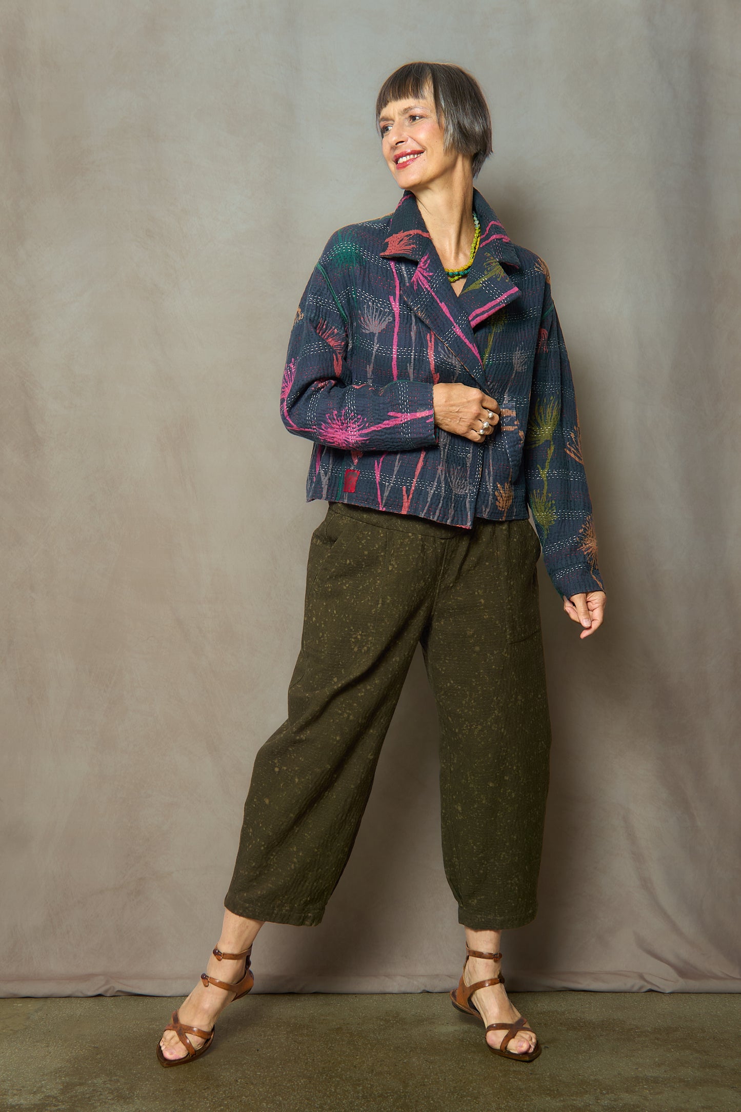 FLOWER PRINT WITH CHECKERED PATCH NEW LAPELED SHORT JACKET - fc4j101-blk -