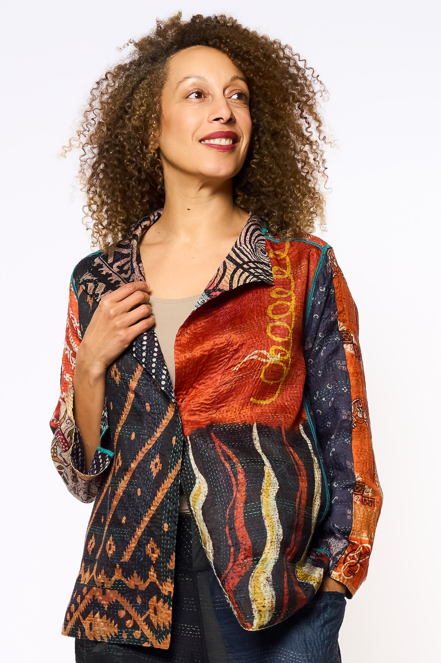 VINTAGE SILK KANTHA SHORT JKT - sv2007-0074l -