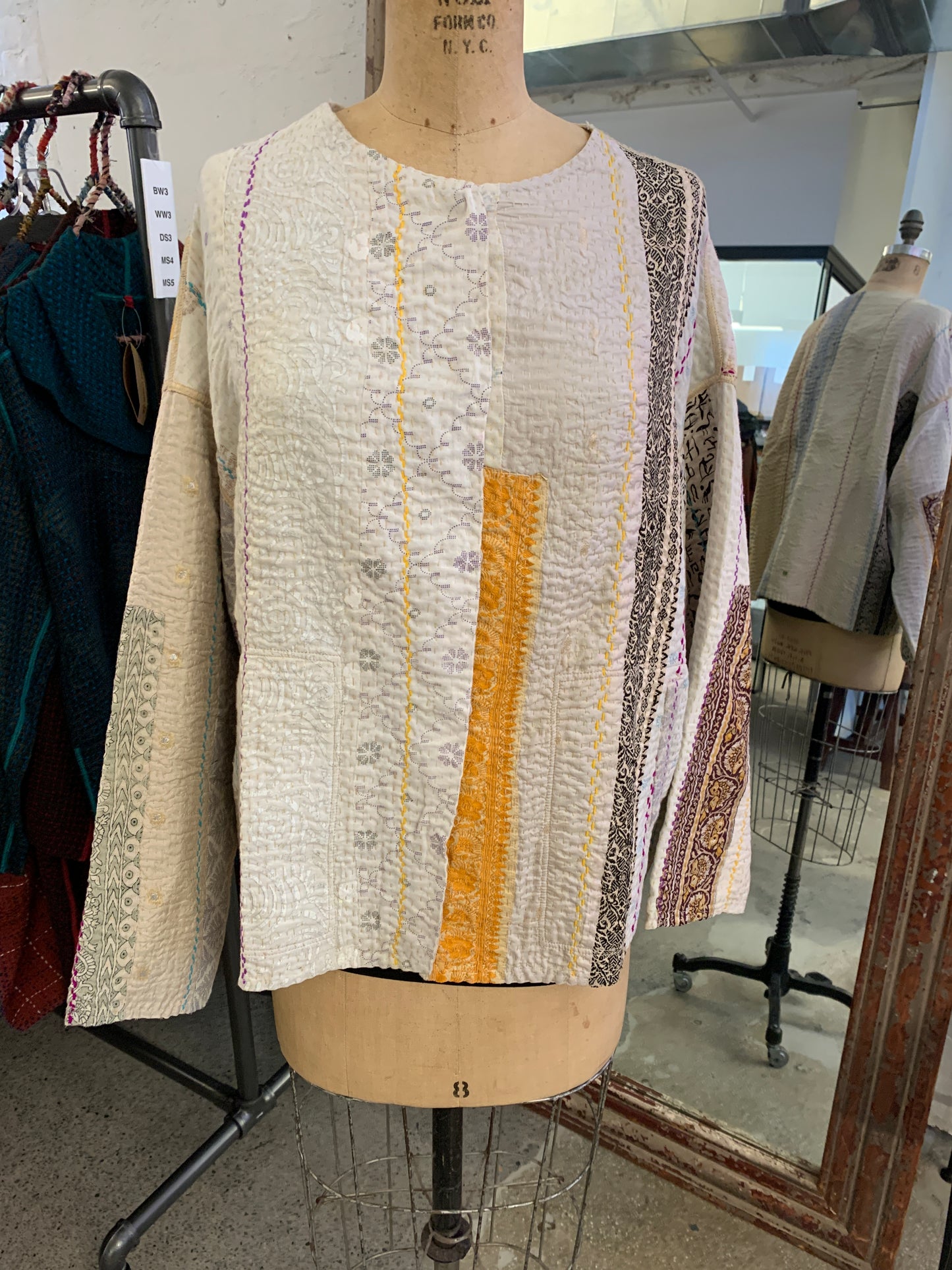 JEWEL WOVEN WITH VERTICAL PATCH KANTHA CREW NECK SHORT JACKET - jv4053-ivy -