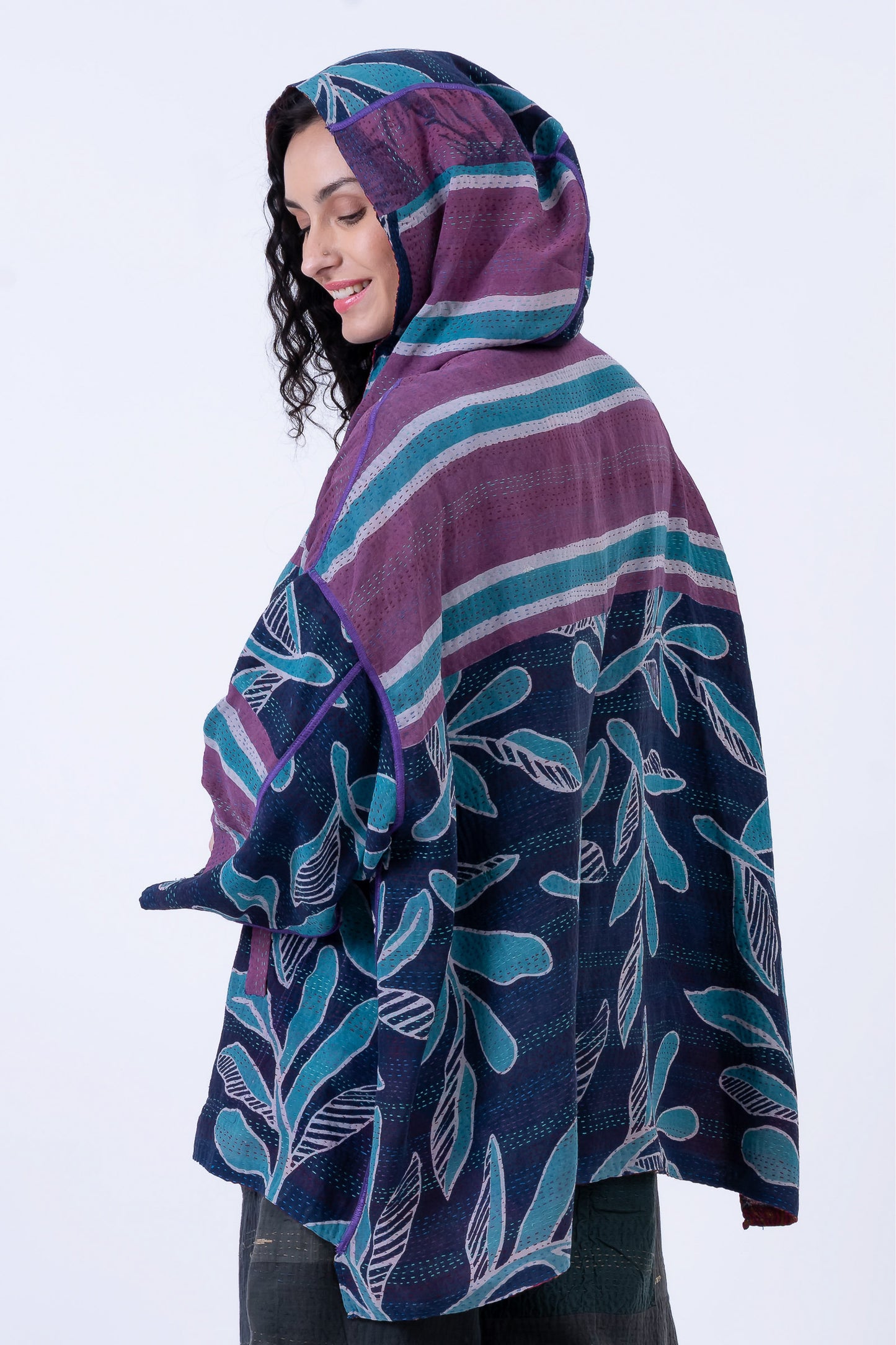 VINTAGE SILK GEORGETTE COTTON KANTHA HOODIE PONCHO - gc2064-0003a -
