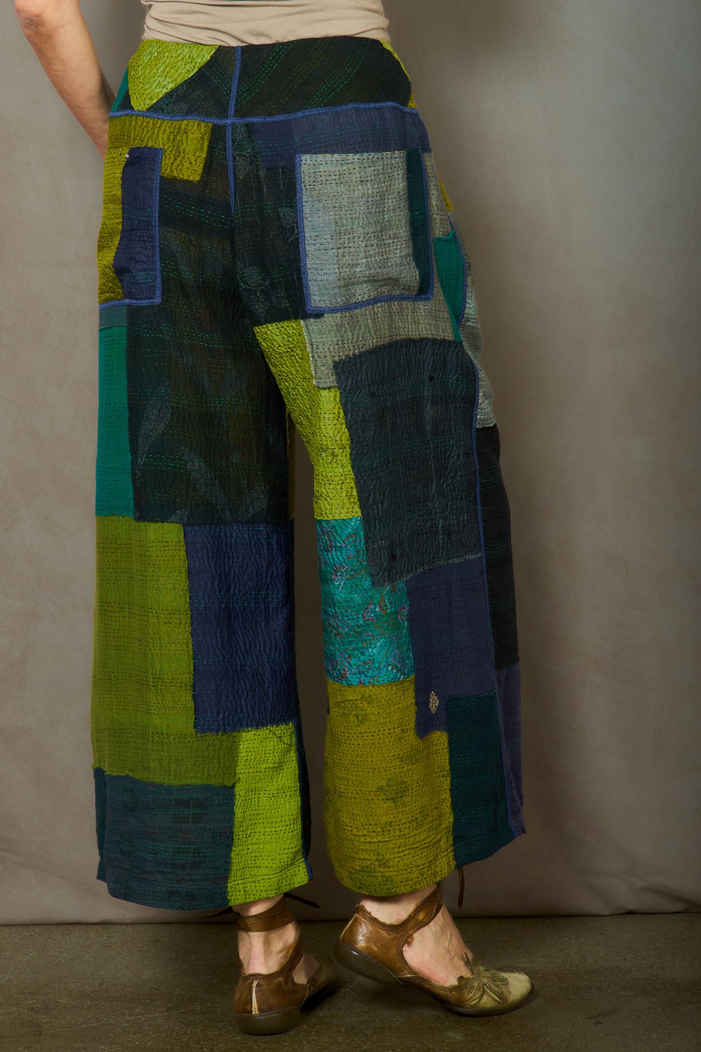 MARBLE FRAY PATCH KANTHA MID RISE WIDE LEG PANTS - mf2665-grn -