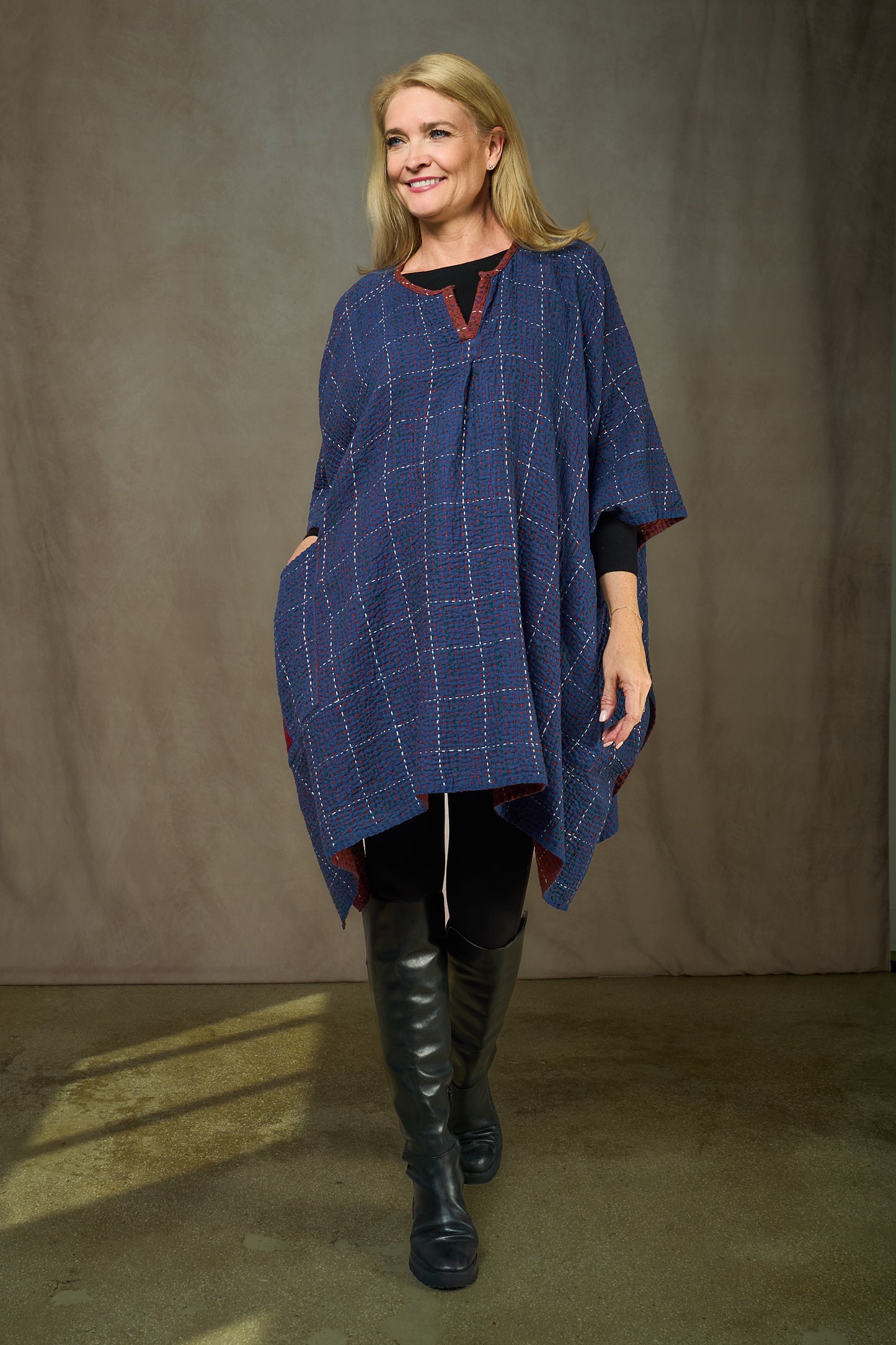 WOOL WAFFLE KANTHA PONCHO MEDIUM - ww3071-brn -