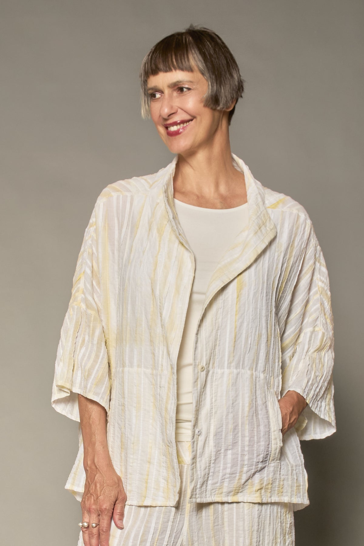 DOUBLE TIE DYE RIPPLE TUCK HIGHT NECK TOP - trw1t107-ivy -