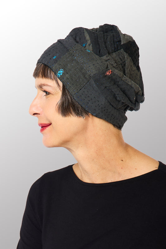 FRAYED PATCH KANTHA PATCHWORK HAT - fi4880-blk -