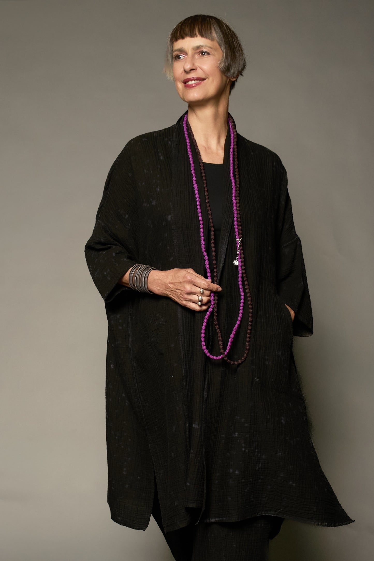 SAND SUN DYE RIPPLE KANTHA PONCHO TOPPER - rs2356-blk -