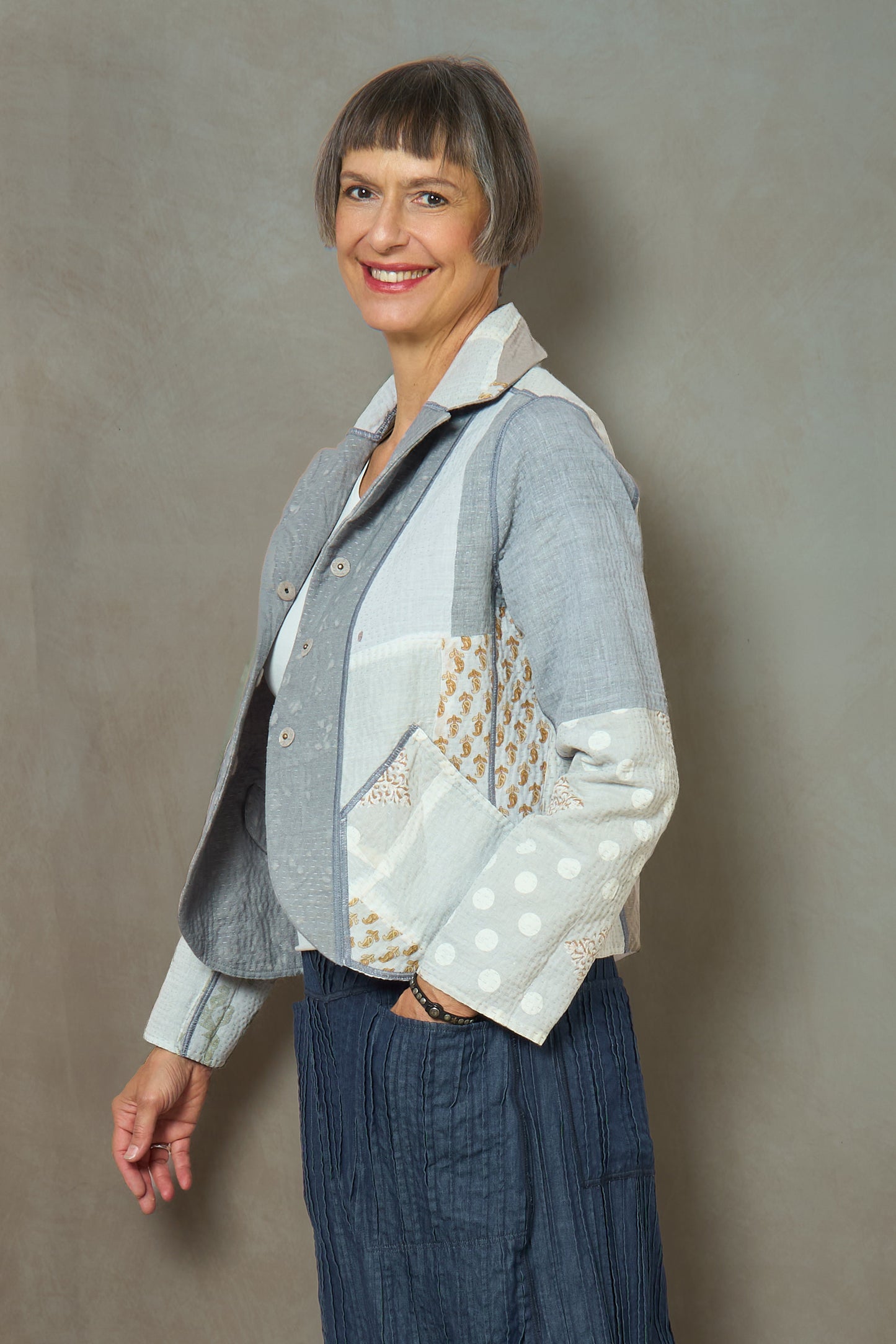 DUCK SUN DYE WITH PATCH KANTHA CROPPED BASIC JACKET - us2096-gry -