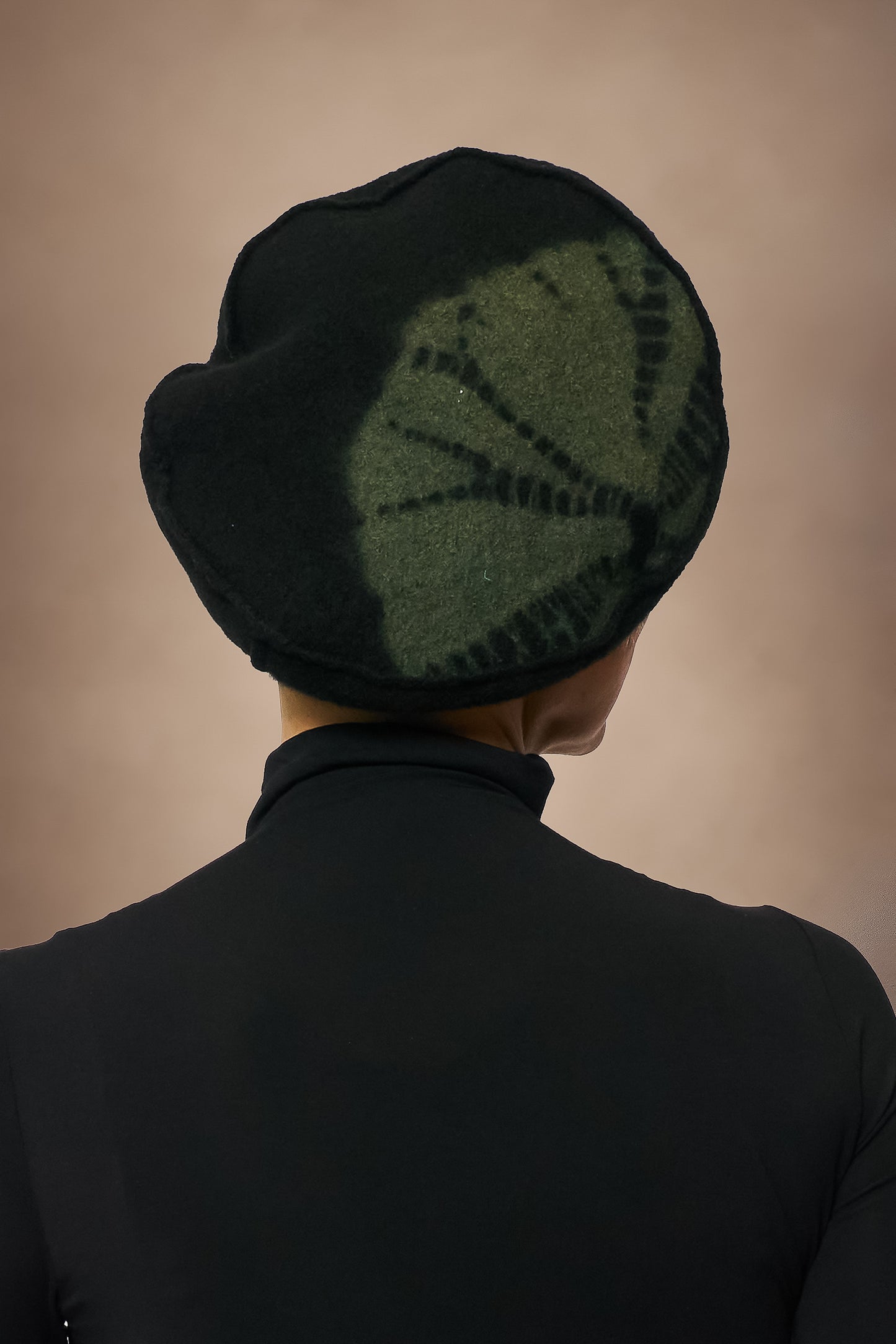 CIRCLE TIE DYE BOILED WOOL BERET - tw1896-blk -