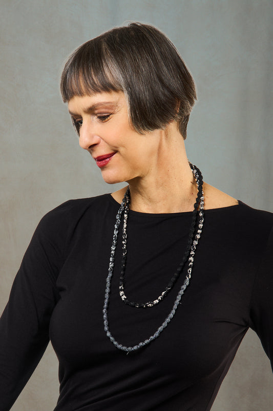 VINTAGE SILK KANTHA MULTIPURPOSE NECKLACE - sv2729-blk -