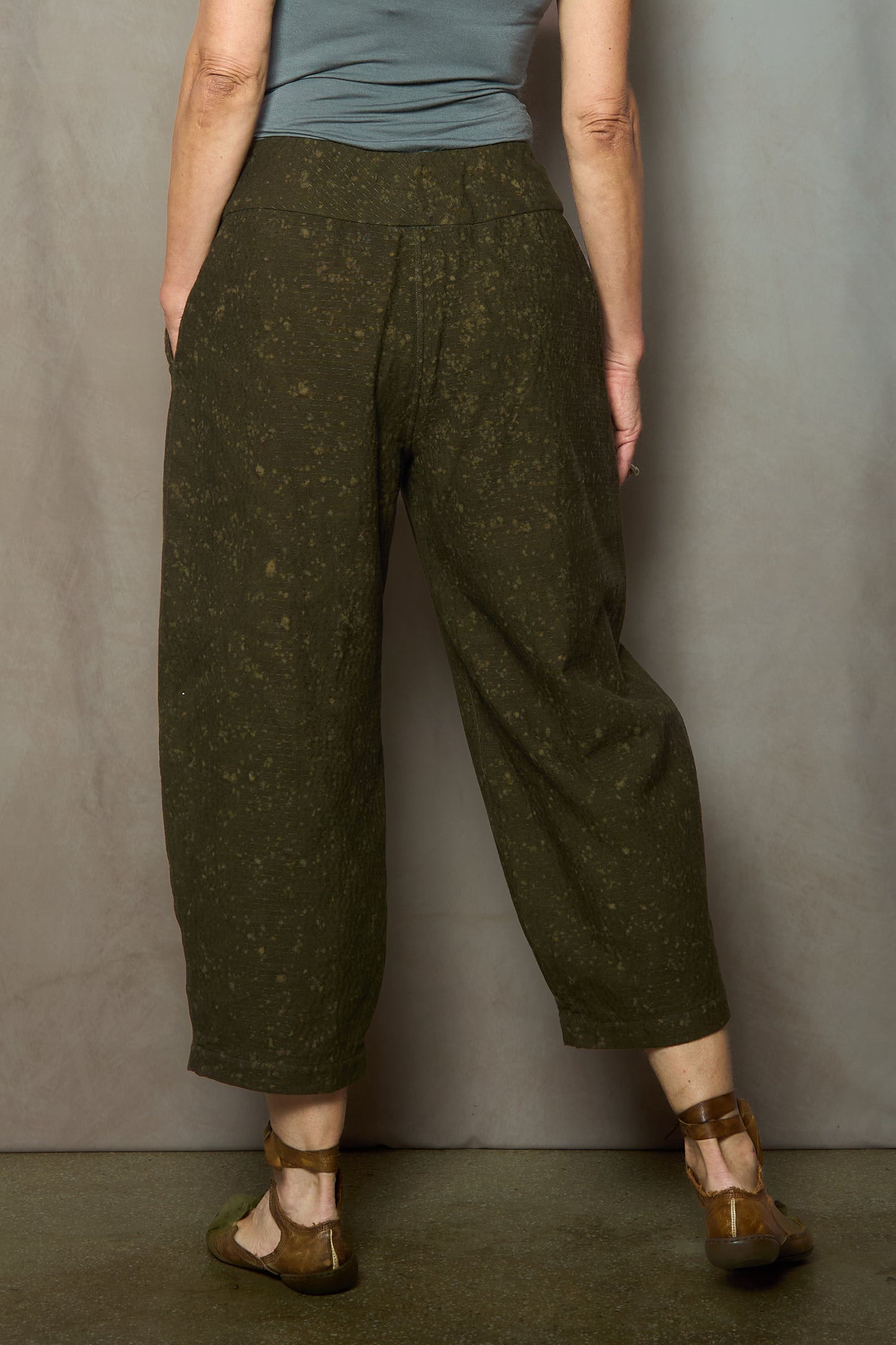 DUCK SUN DYE WITH PATCH KANTHA NEW LANTERN PANTS - us2651-grn -