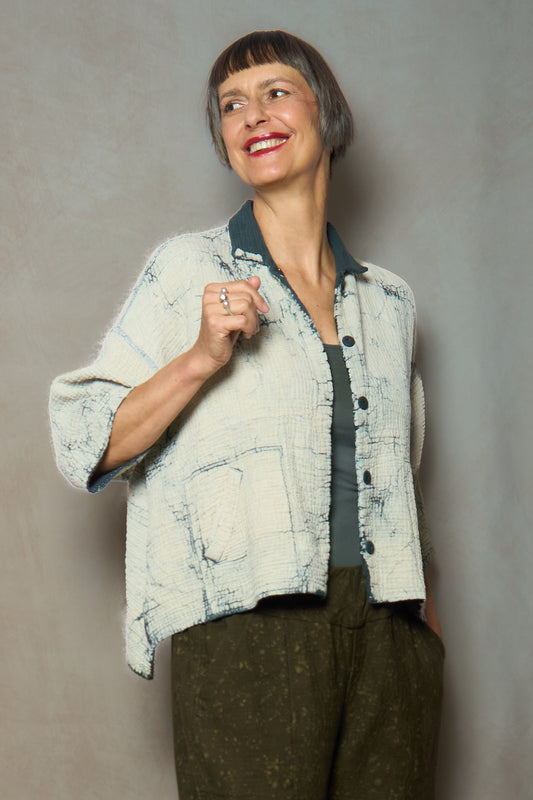 MUD DYE RIPPLE KANTHA CROPPED TENT SHIRT - yp4596-gry -