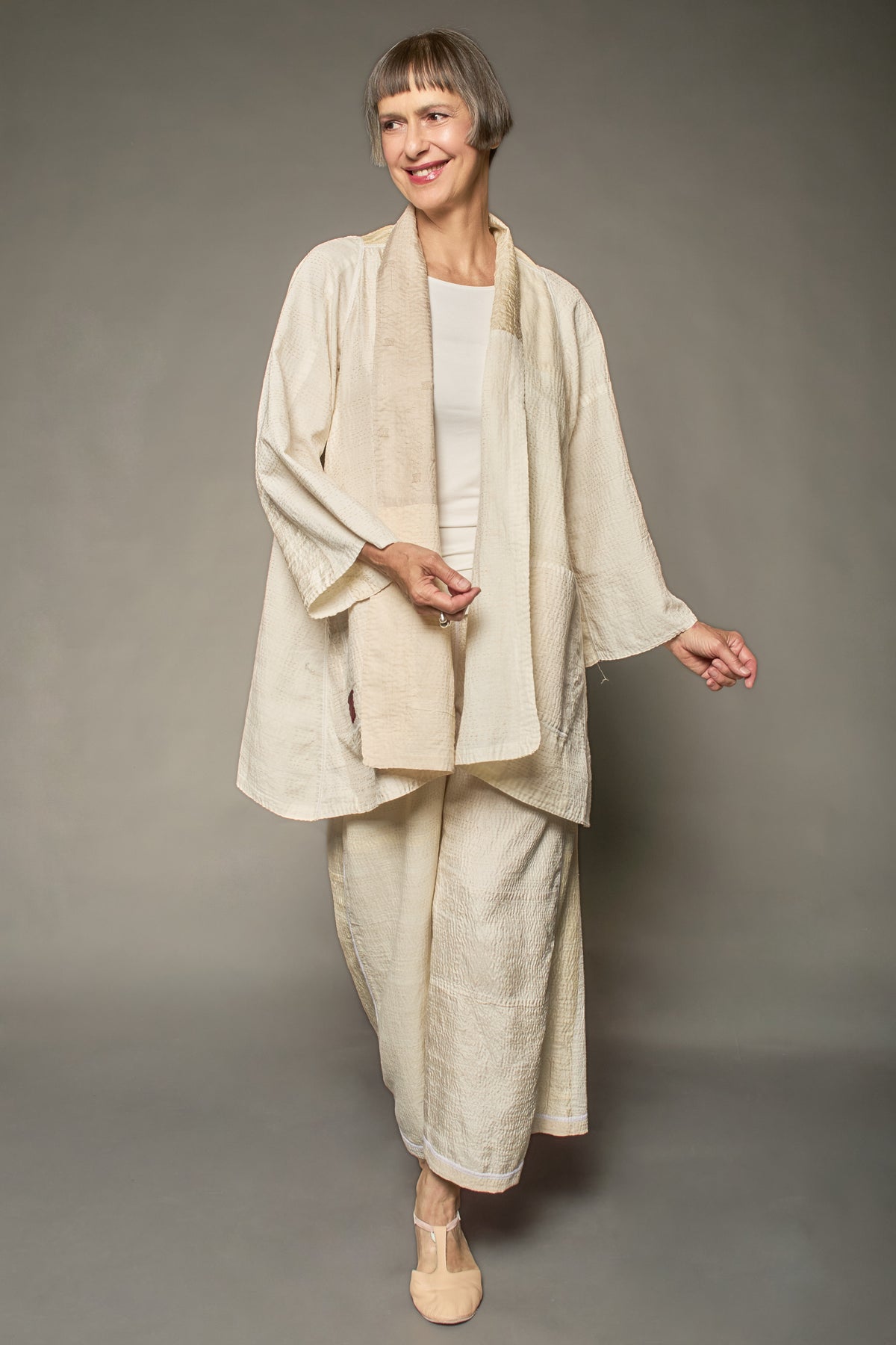 JAIPUR WHITE KANTHA A-LINE JKT - jw2003-ivy -