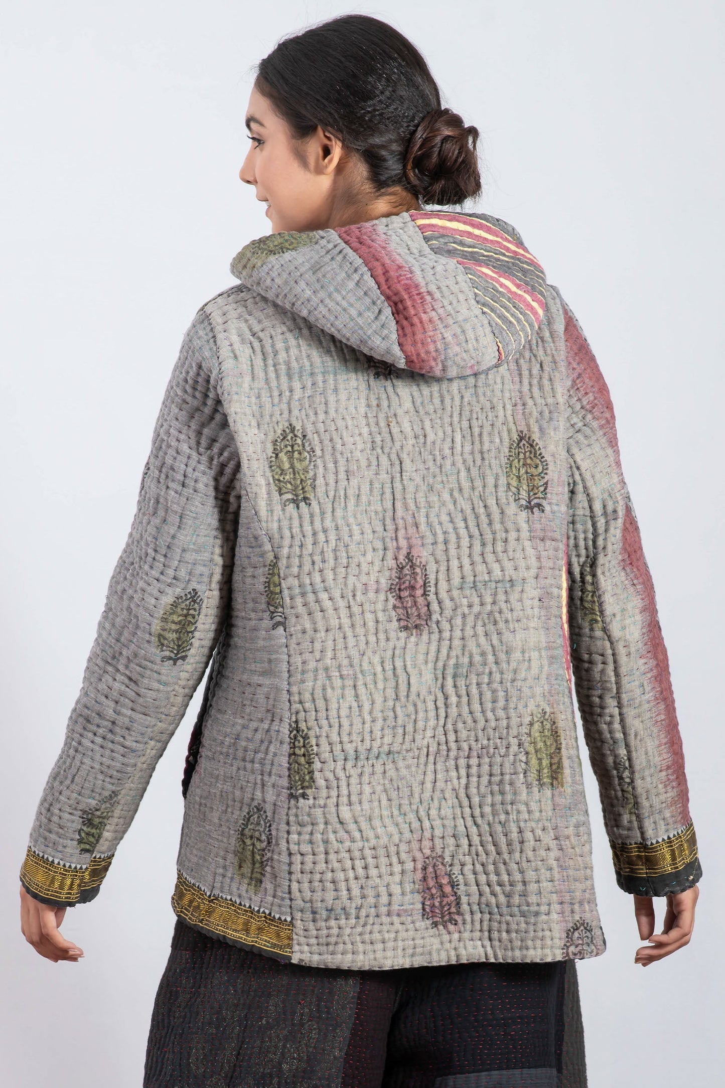 QUILTED VINTAGE COTTON KANTHA HOODED FIT JKT - cq5054-0005l -