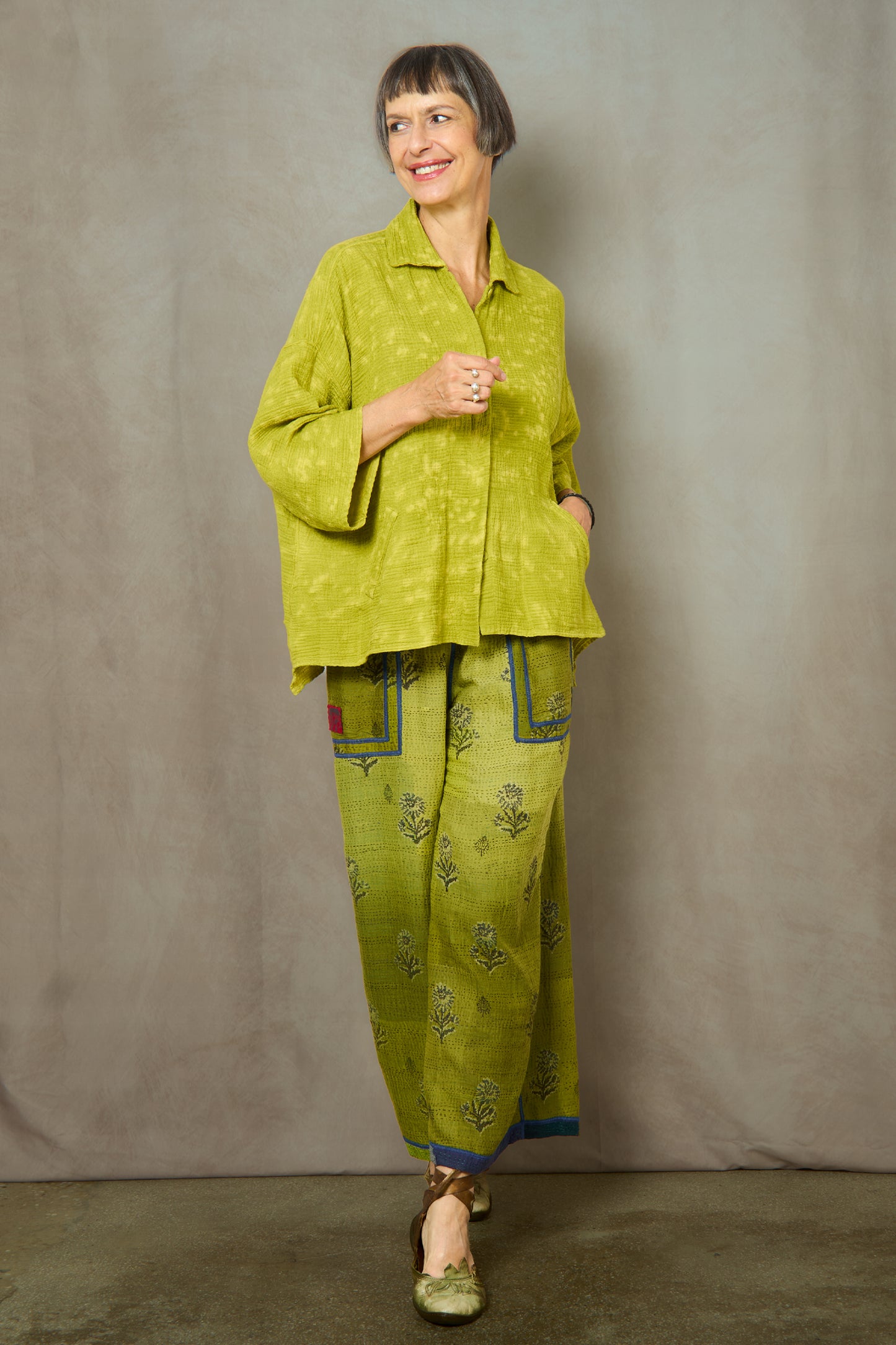 SAND SUN DYE RIPPLE KANTHA CROPPED TENT SHIRT - rs2596-lim -