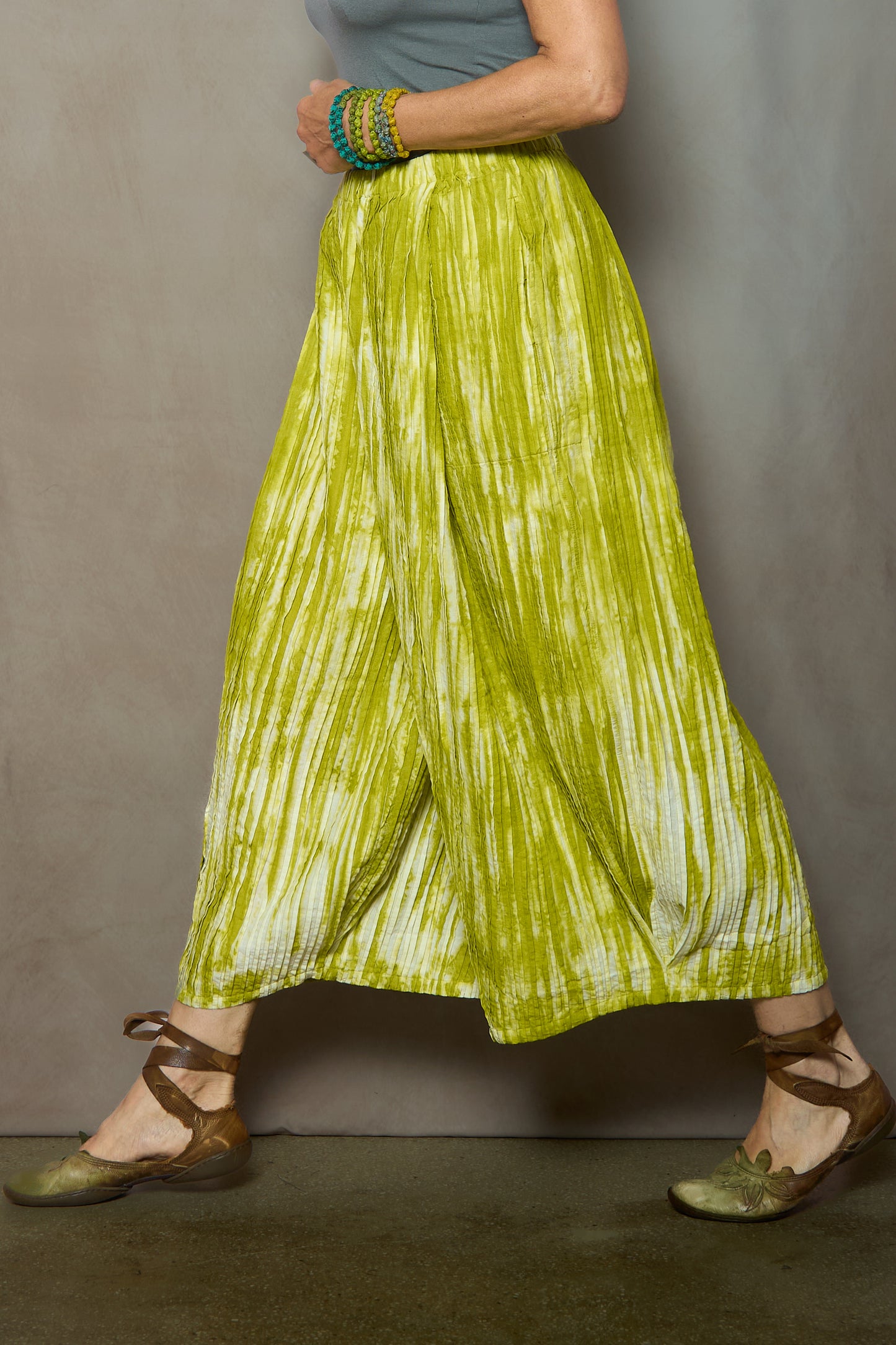 CAMBRIC TIE DYE RIPPLE TUCK WIDE LEG LANTERN PANTS - tr1646-lim -