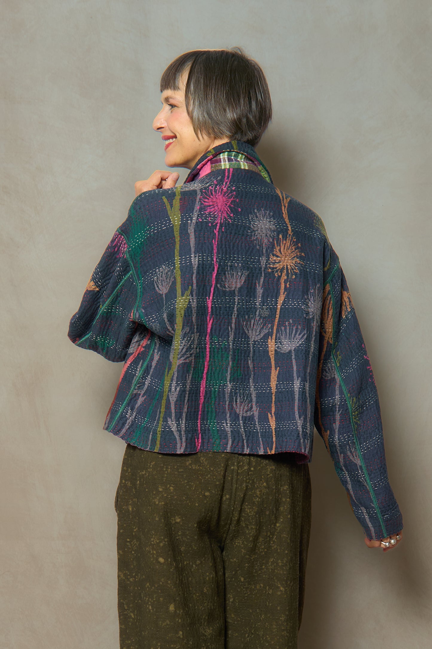 FLOWER PRINT WITH CHECKERED PATCH NEW LAPELED SHORT JACKET - fc4j101-blk -