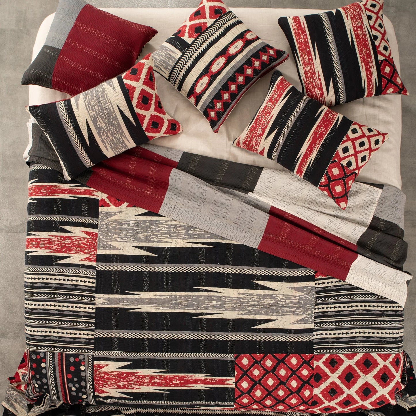 Monotone Ikat Handmade Vintage Kantha Quilts & Bed Cover - Red