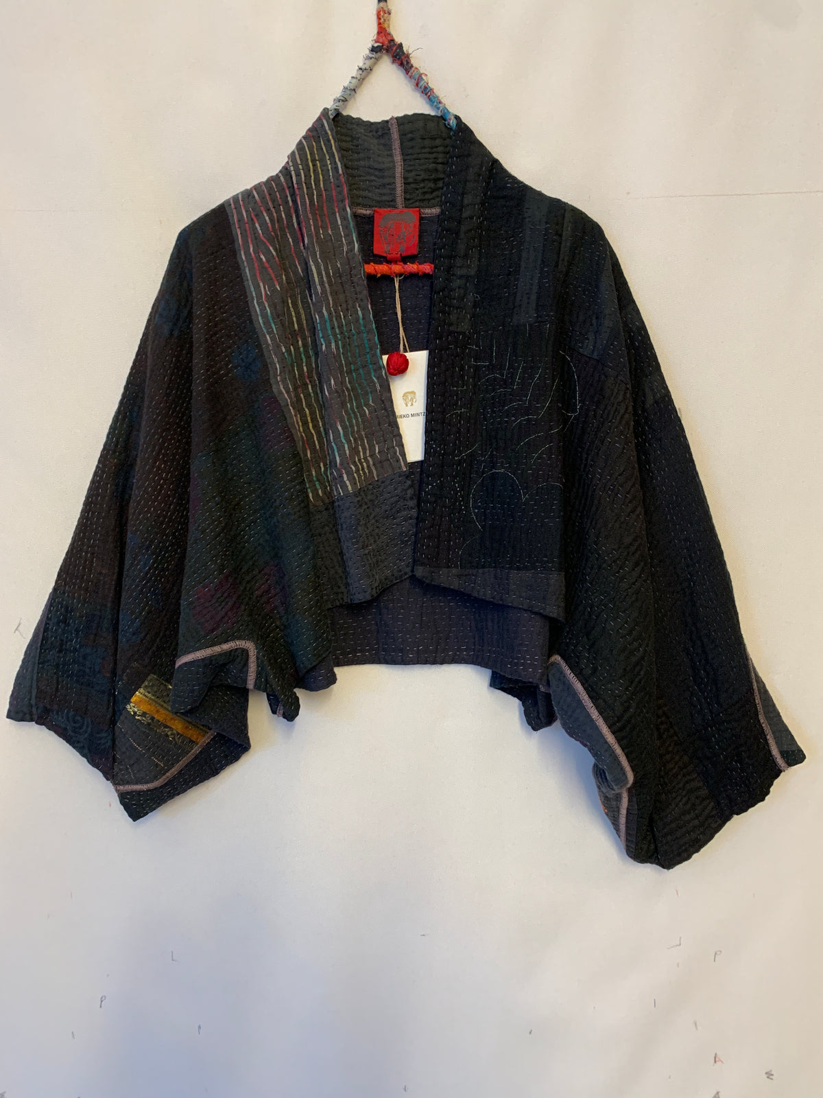 COTTON SILK SW PATCH KANTHA PUFF SLV. SHRUG - ws4062-cblk005a -