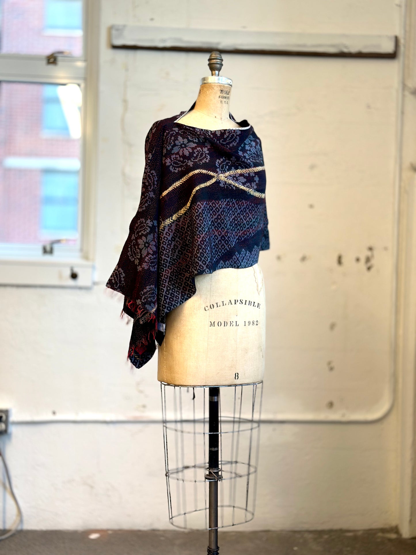 KIMONO PRINT KANTHA CAPE - kp2806-blk -