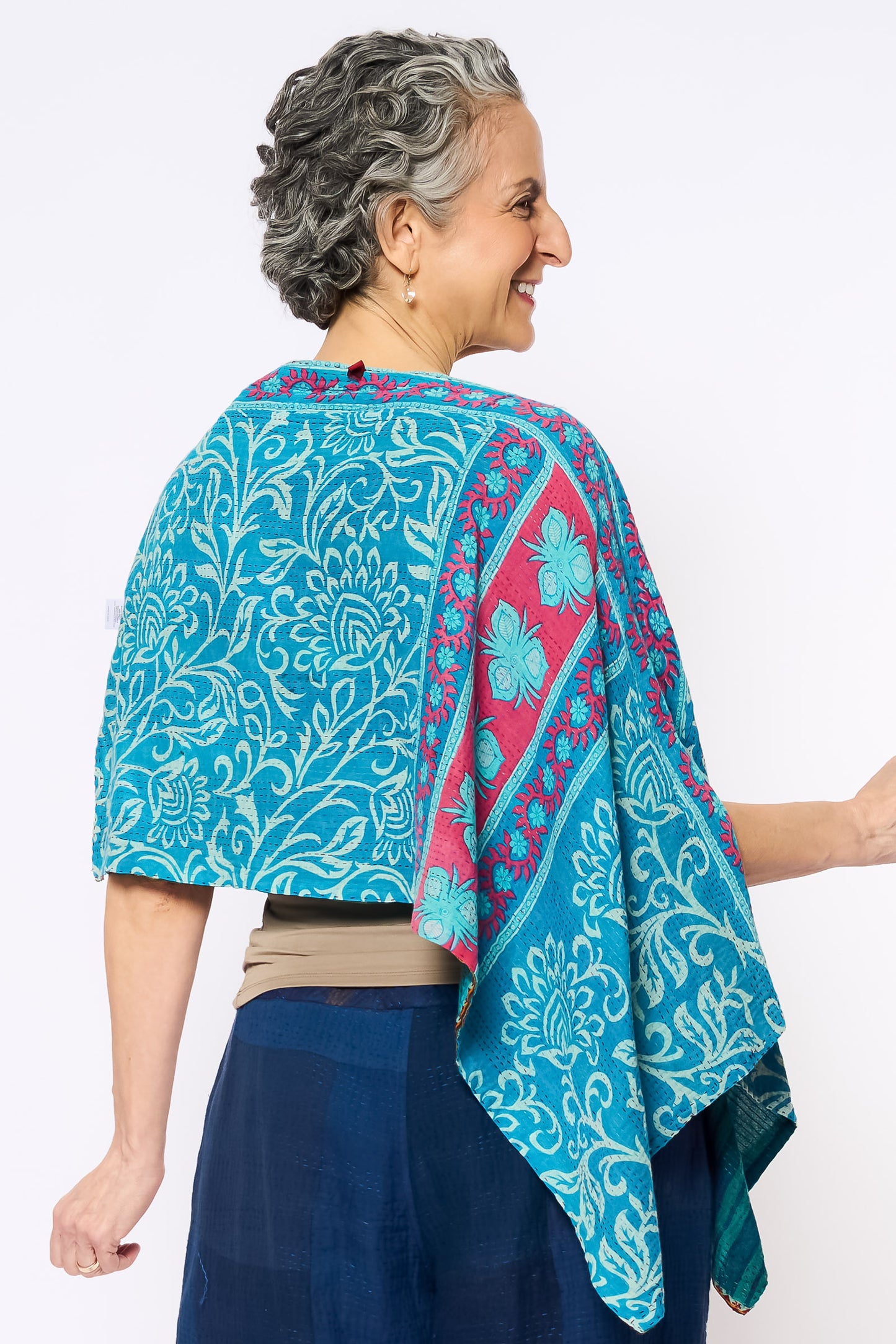 VINTAGE COTTON KANTHA CAPE - cv2806-0004a -